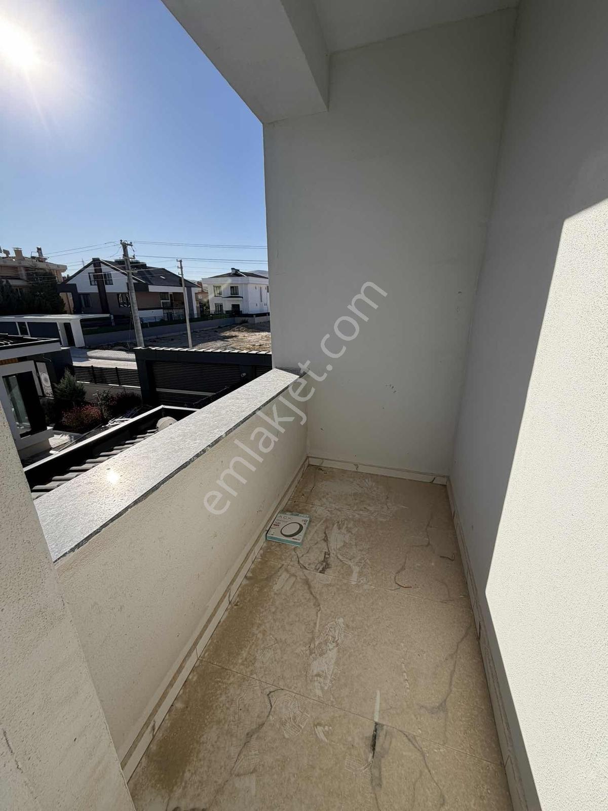 Buhara Mahallesinde Site İçi Satılık Ultralüks Villa - Görsel 3