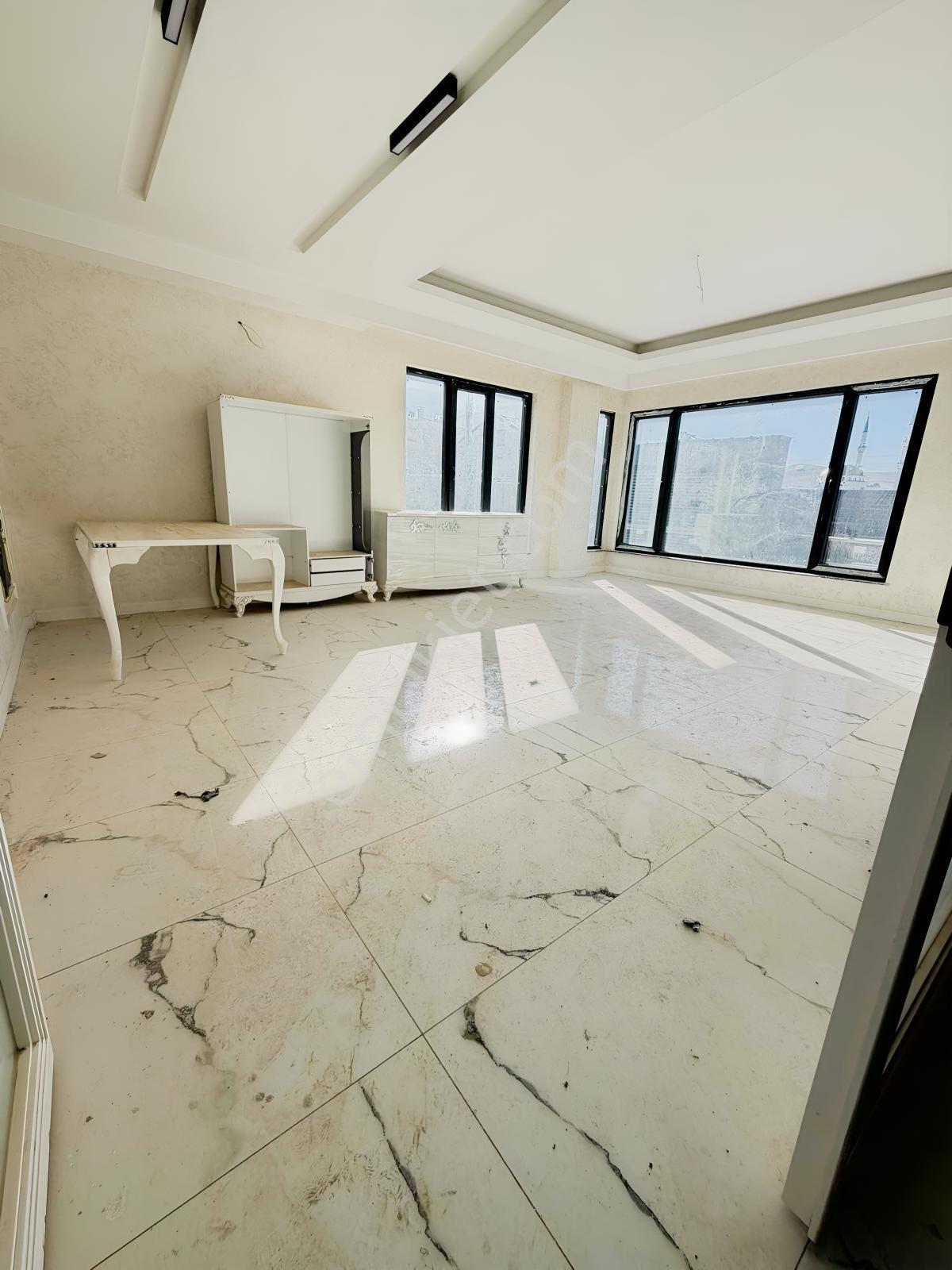 Buhara Mahallesinde Site İçi Satılık Ultralüks Villa - Görsel 5