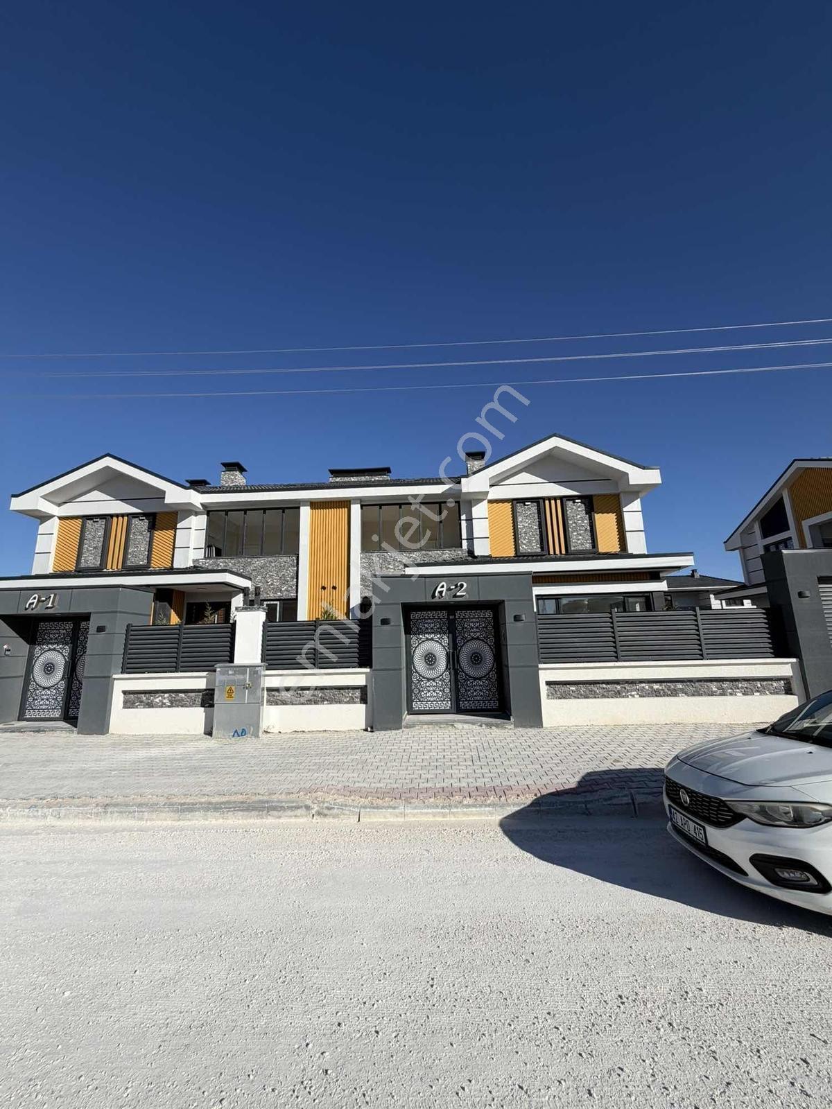 Buhara Mahallesinde Site İçi Satılık Ultralüks Villa - Görsel 26