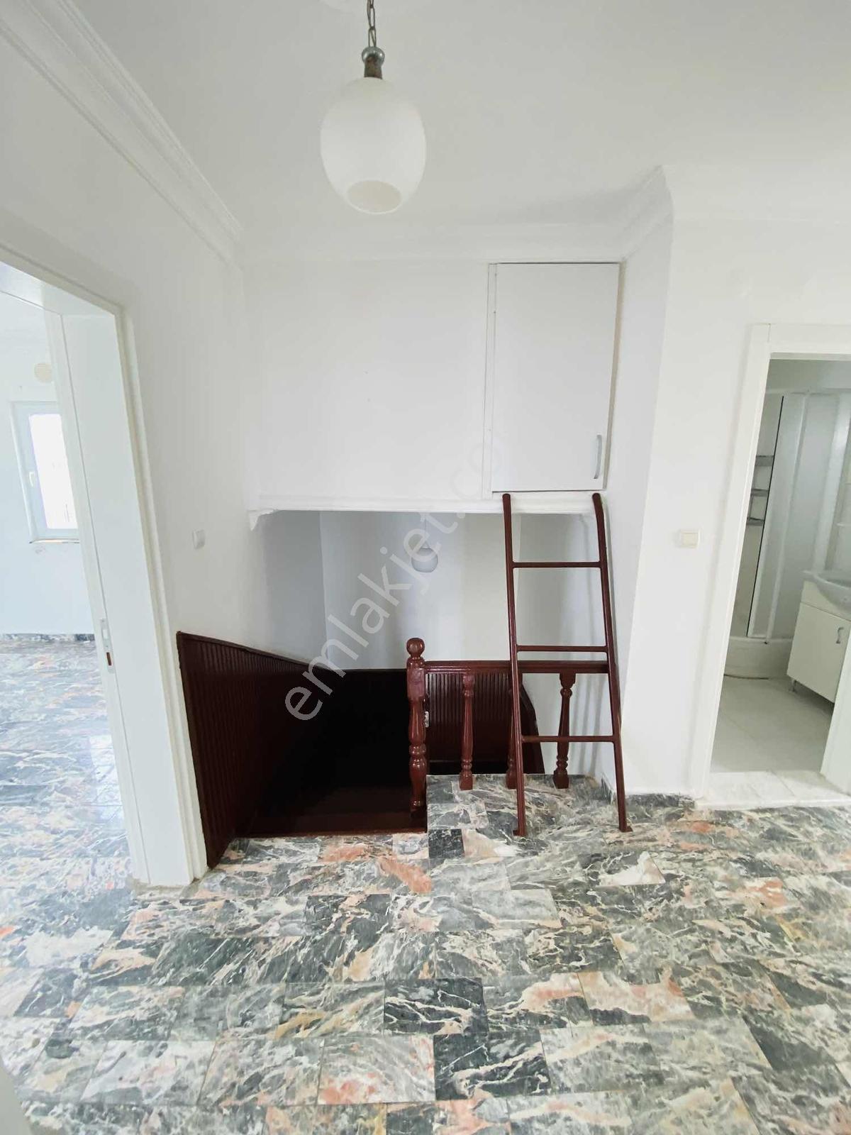 Dalaman Eska Sitesinde Deniz Manzaralı Kiralık 4+1 Villa - Görsel 14