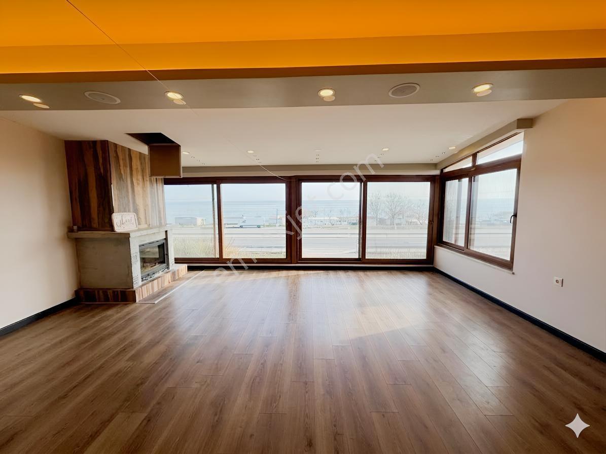 Marmara Ereğlisi Satık Havuzlu Deniz Manzaralı 3 Katlı Villa - Görsel 2