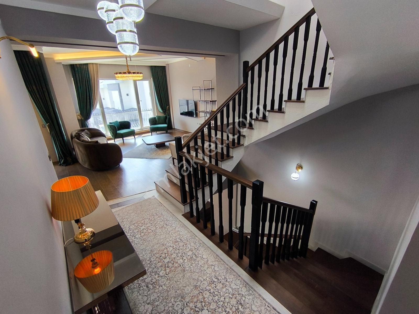 Teamwork Gyd Bağlıcada Site İçerisinde Tam Müstakil 5+2 Villa - Görsel 31