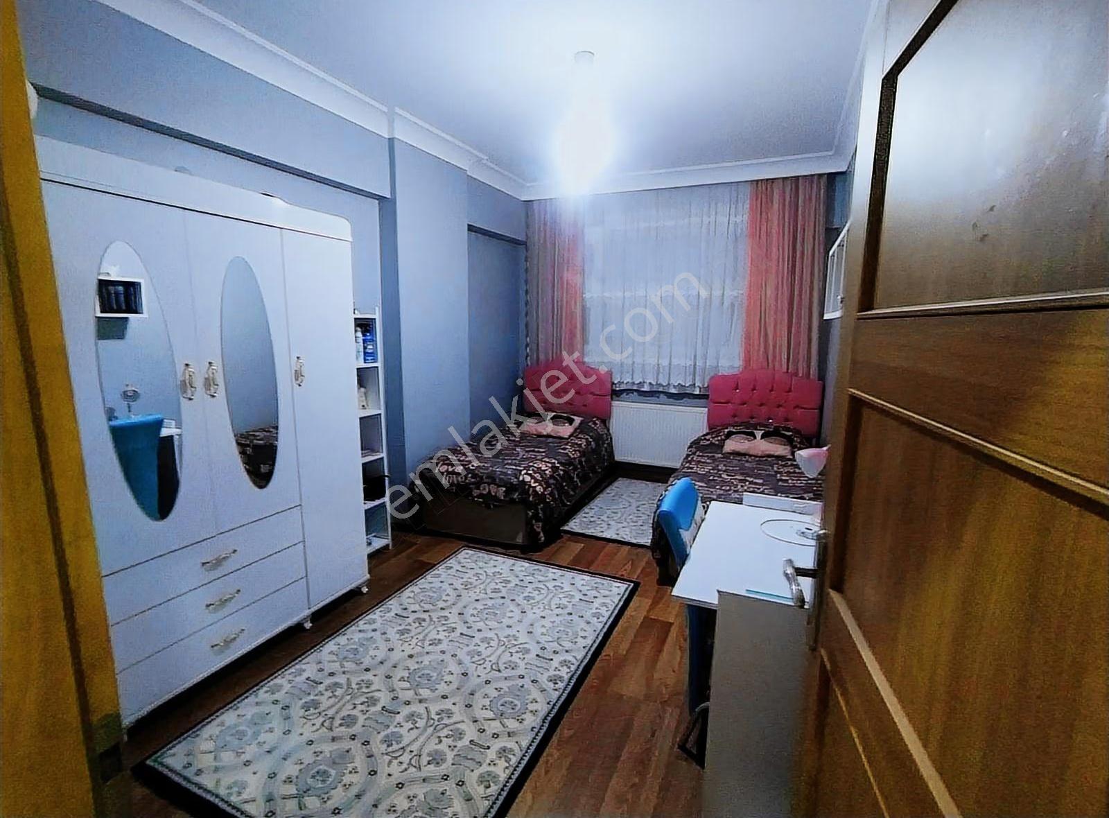 Ek Bina Yanında Mükemmel Konumlu Fırsat Daire - Görsel 12