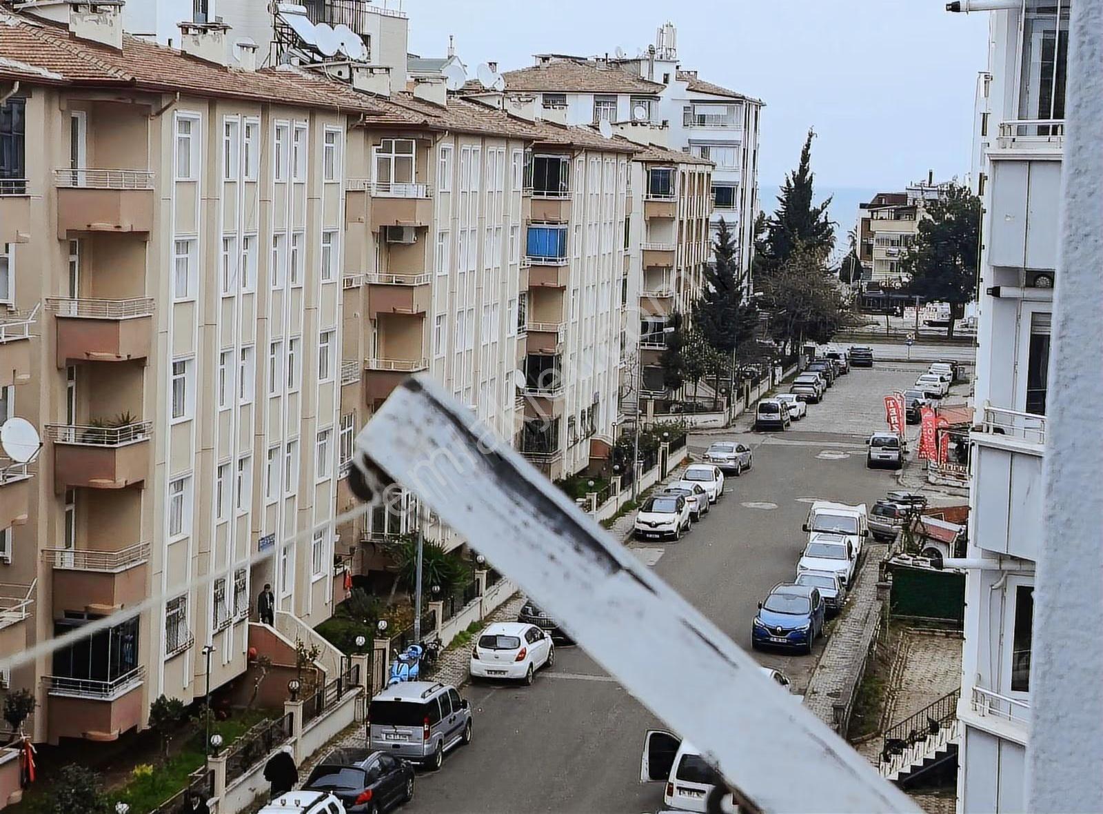 Yeni Mahalle Tramvay Durağının 50 Metre Altında 3+1 Fırsat Daire - Görsel 3