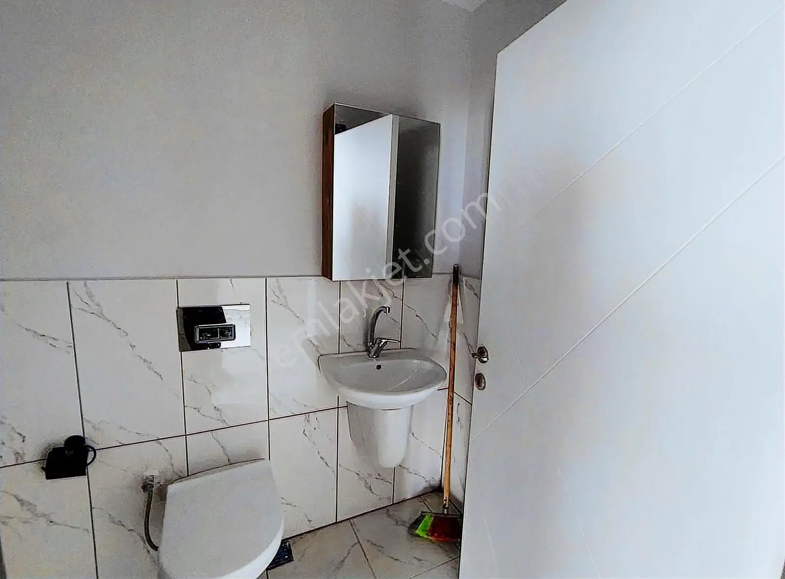 Full Deniz Manzaralı 3+1 Ve Kapalı Teraslı Daire - Görsel 4