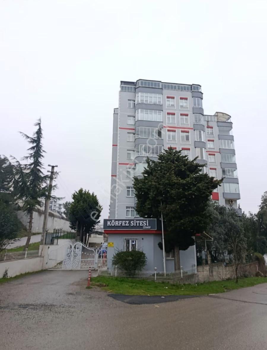 Pelitköy Tramvay Durağına 2 Dk Deniz Manzaralı Fırsat 3+1 Daire - Görsel 16