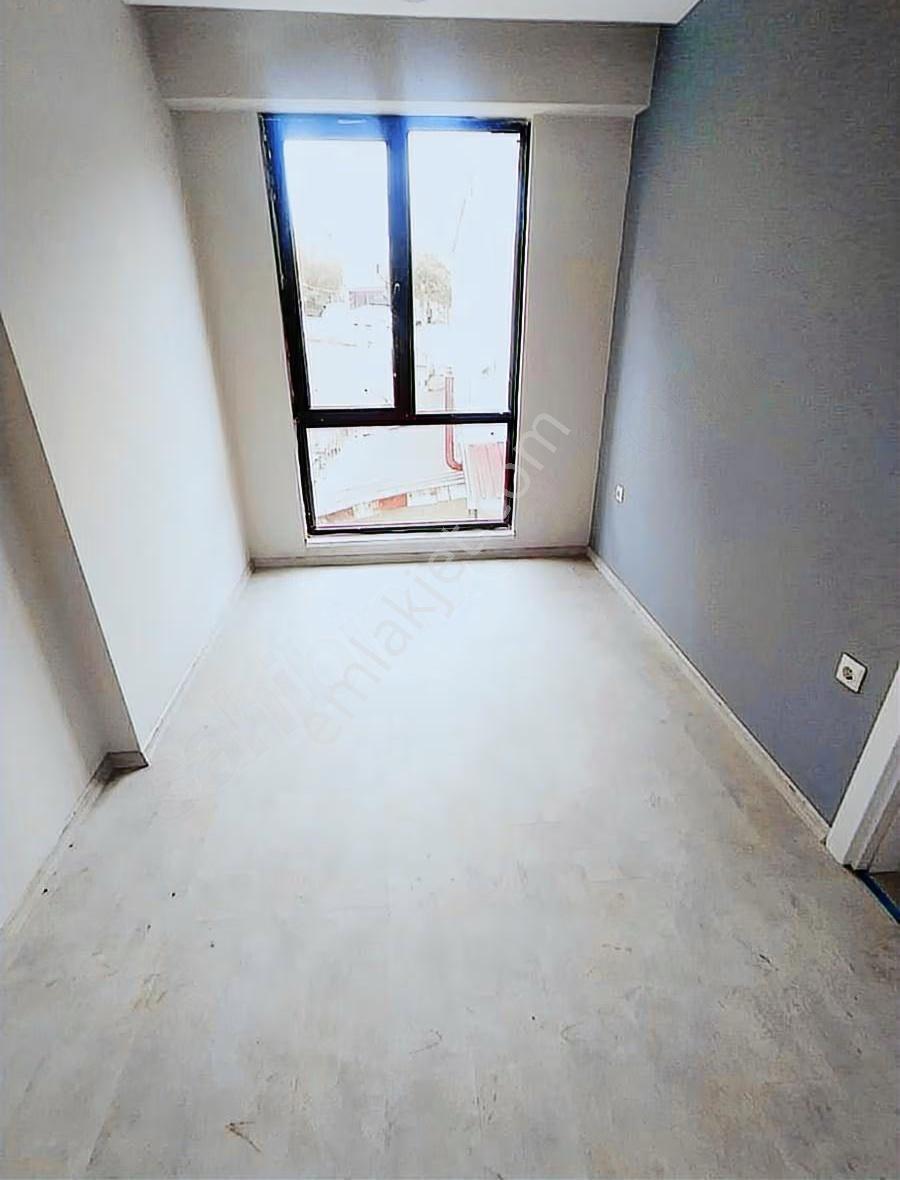Toplu Konuta Cephe Ulaşım Ulaşım Sorunu Olmayan 1+1 Daire - Görsel 5