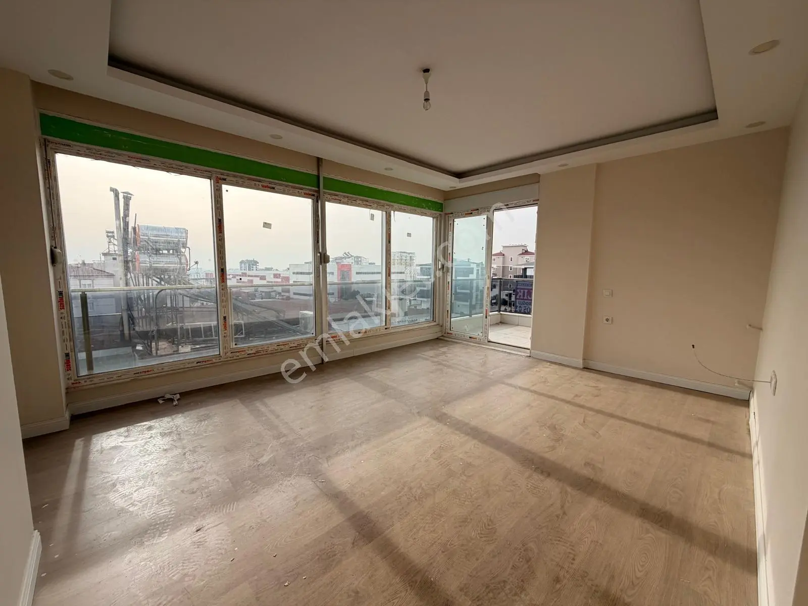 Tramvaya 150 Metre 3+1 135 M2 Asansörlü Güney Cephe - Görsel 3