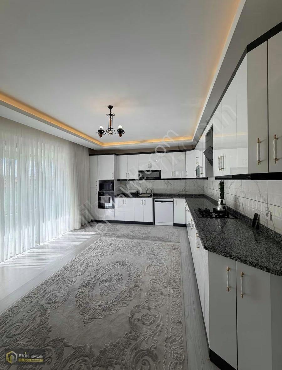 Karatay Karaaslan Mah. 2 Katlı 6+2 Müstakil Ev 600 M2 Arsa - Görsel 28