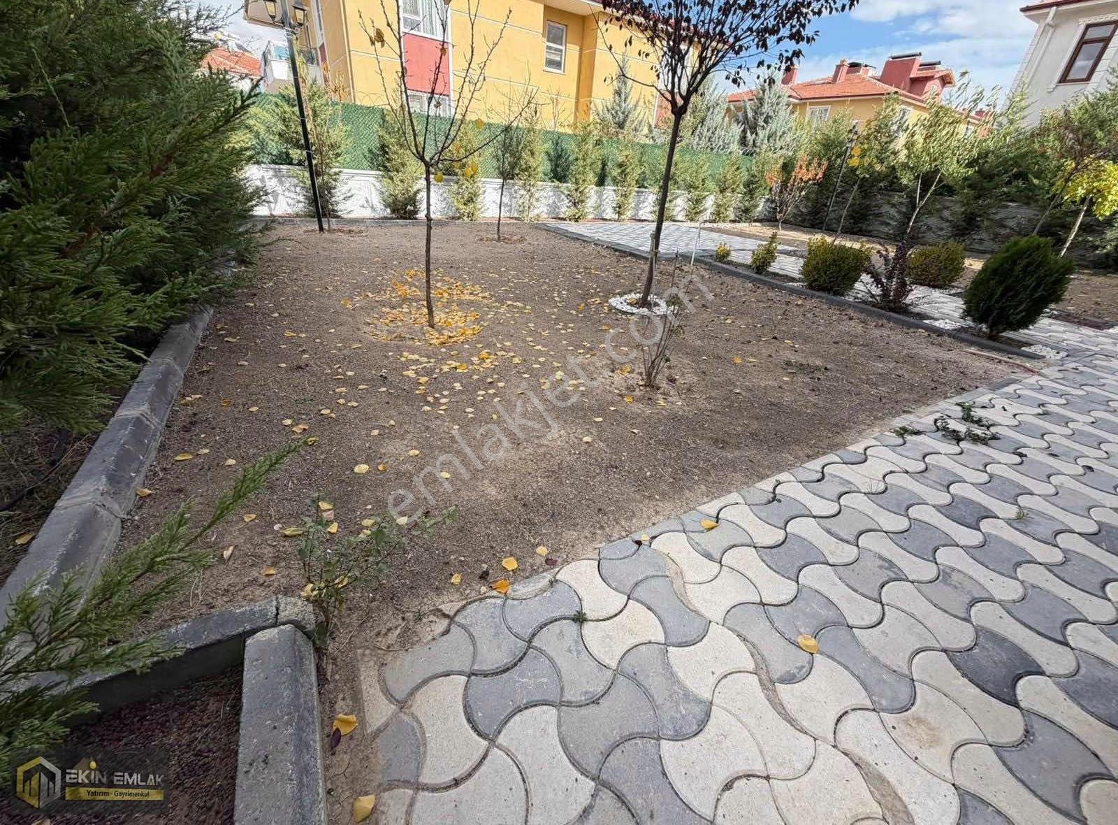 Karatay Karaaslan Mah. 2 Katlı 6+2 Müstakil Ev 600 M2 Arsa - Görsel 15