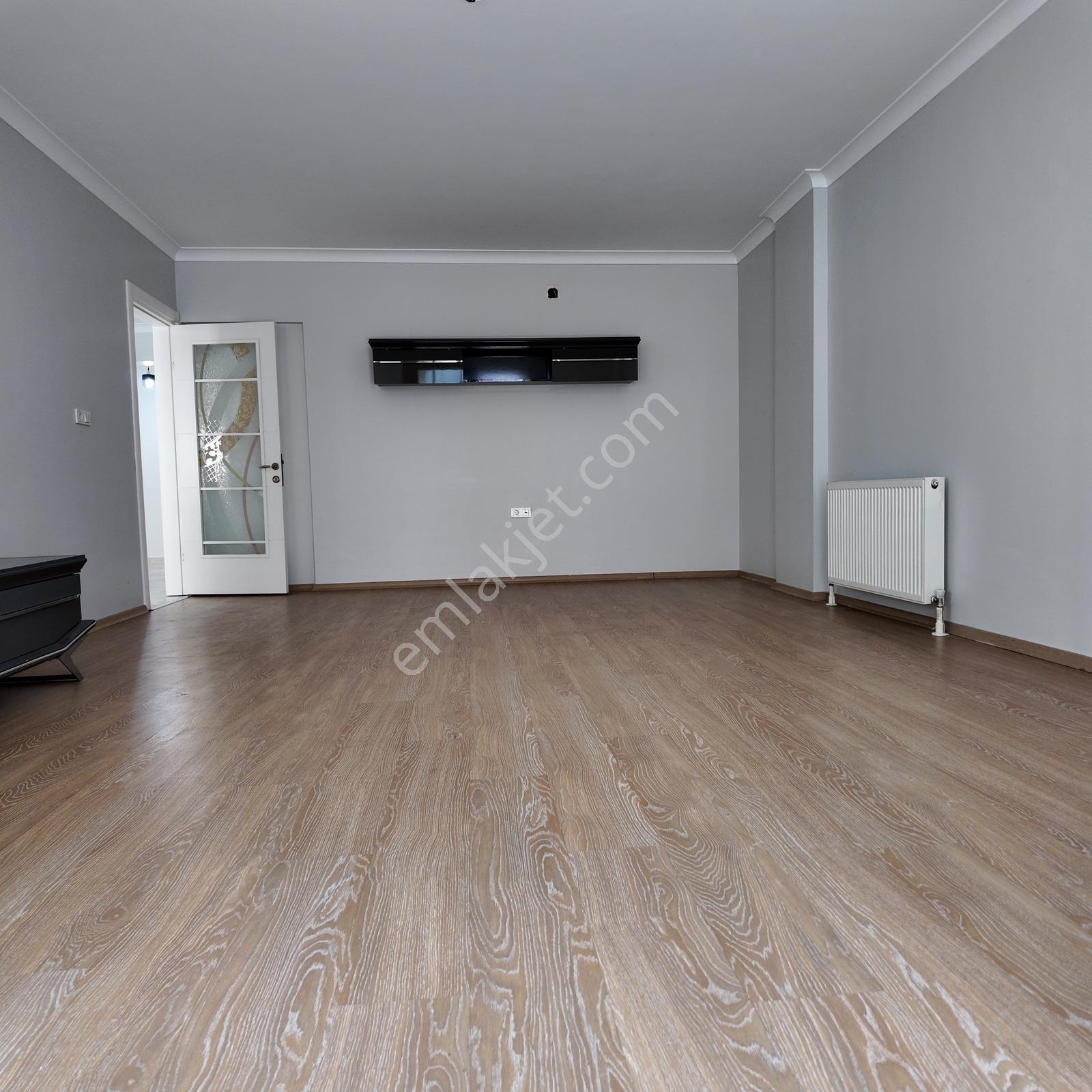 İnönü Nakliye Caddesi Arkası 145 M2 Asansörlü 3+1 Bakımlı Daire - Görsel 12