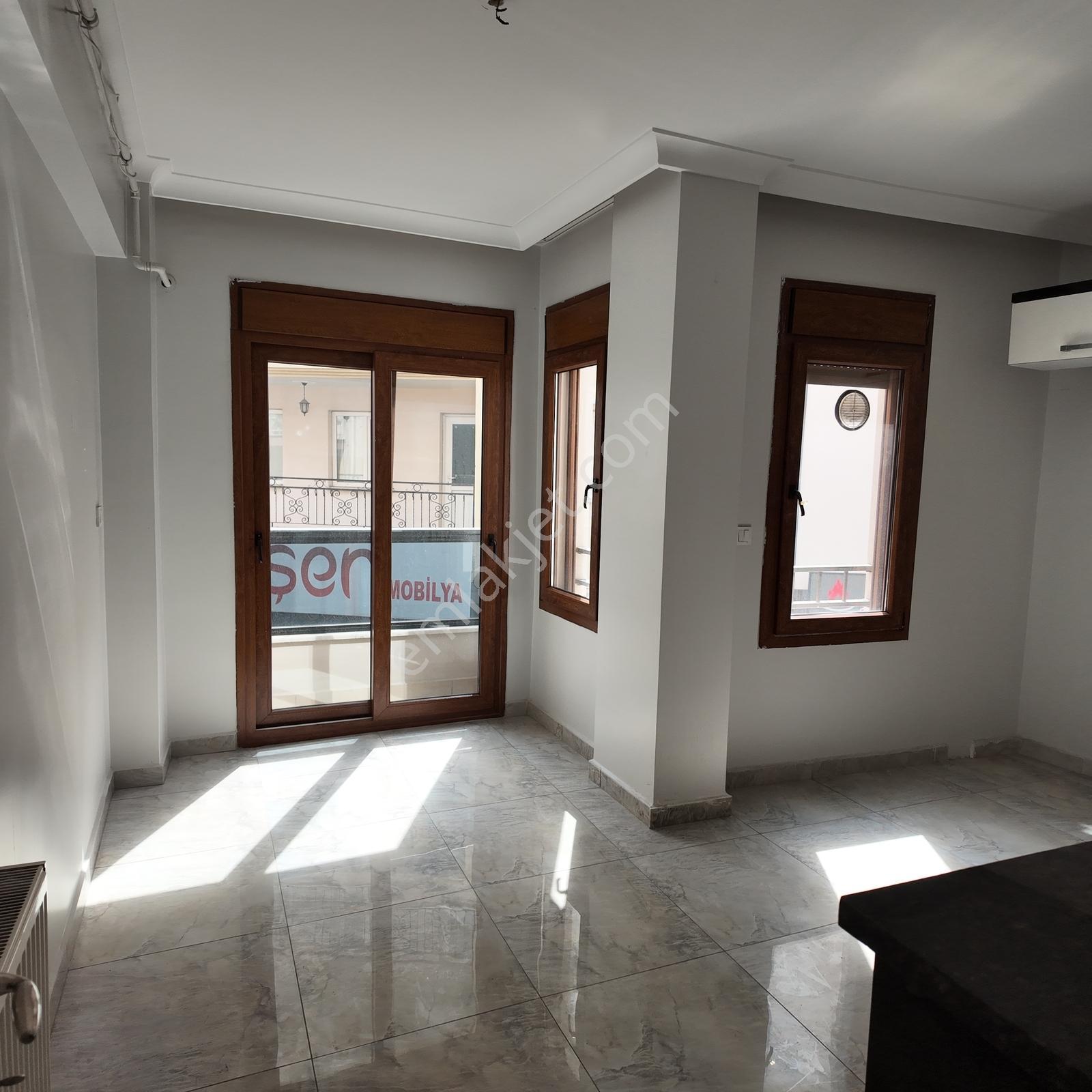 İnönü Nakliye Caddesi Arkası 145 M2 Asansörlü 3+1 Bakımlı Daire - Görsel 16