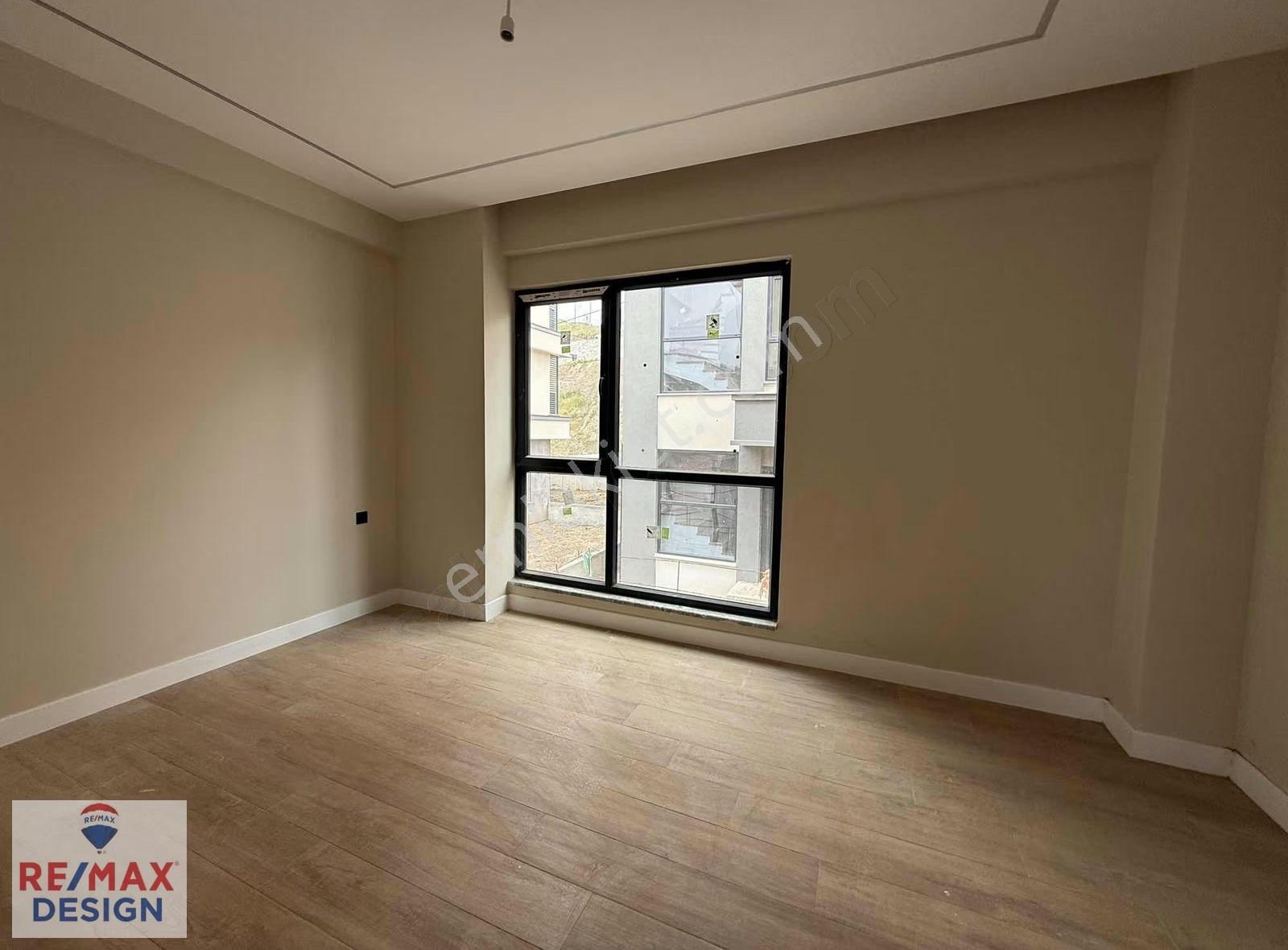 Serdivan İstiklal Mah. Lüks 5+1 Kiralık Villa Remax Desıgn - Görsel 6