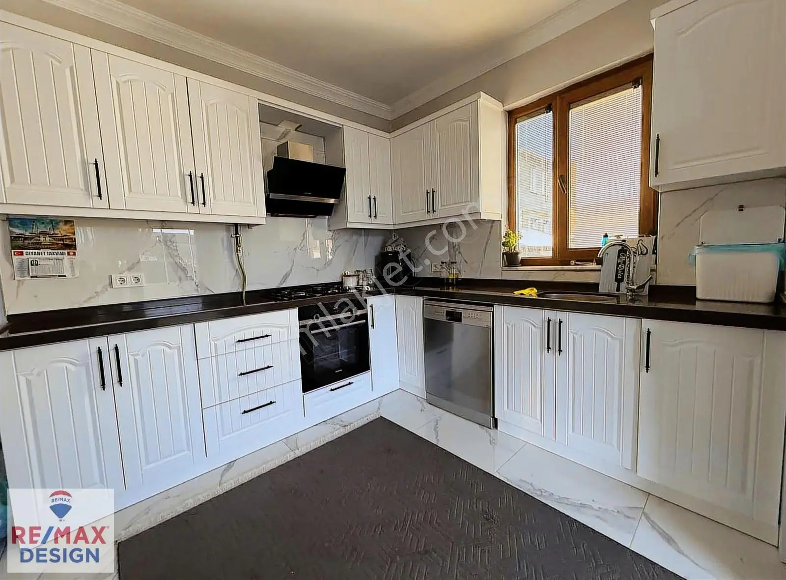 Adapazarı Erenler Yeni Mah. Satılık 3+1 Remax Desıgn - Görsel 2