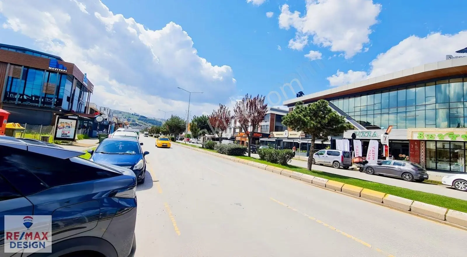 Serdivan, Bahçeli Evler'de Merkezi Konumda,geniş 3.kat 3+1 Daire - Görsel 33