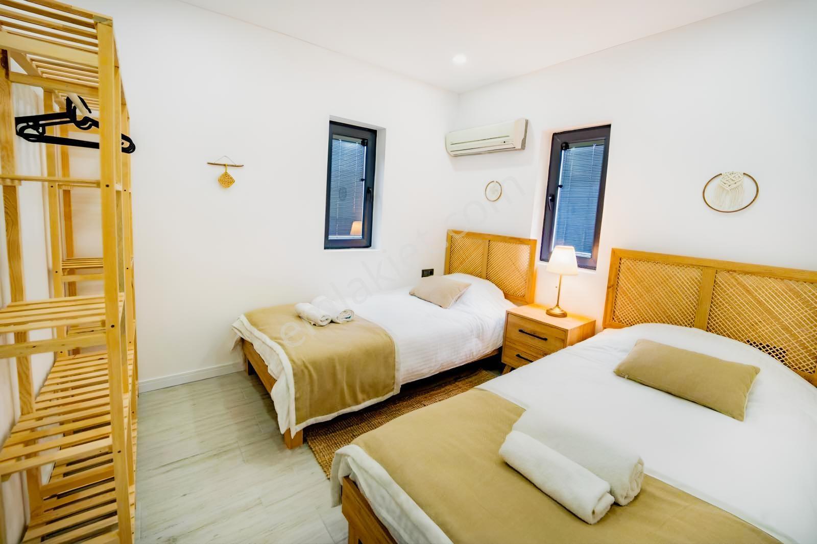 Ovacıkta Havuzlu Sitede Uzun Dönem Kiralık Eşyalı Villa - Görsel 14