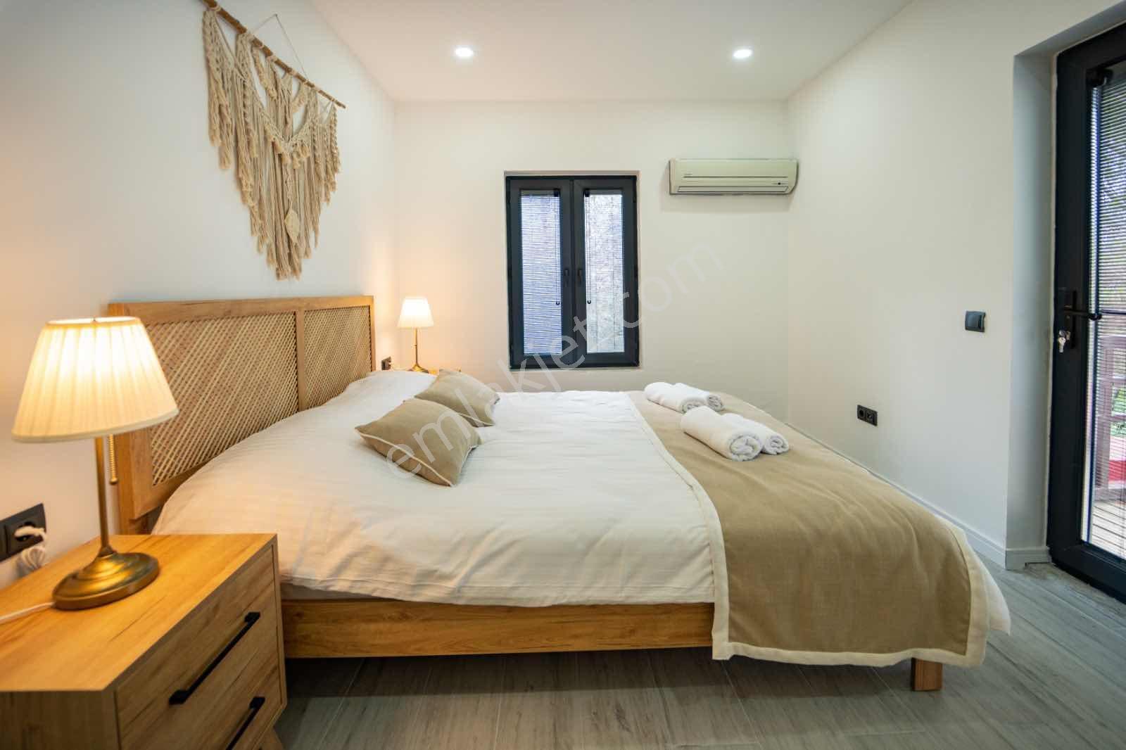 Ovacıkta Havuzlu Sitede Uzun Dönem Kiralık Eşyalı Villa - Görsel 13