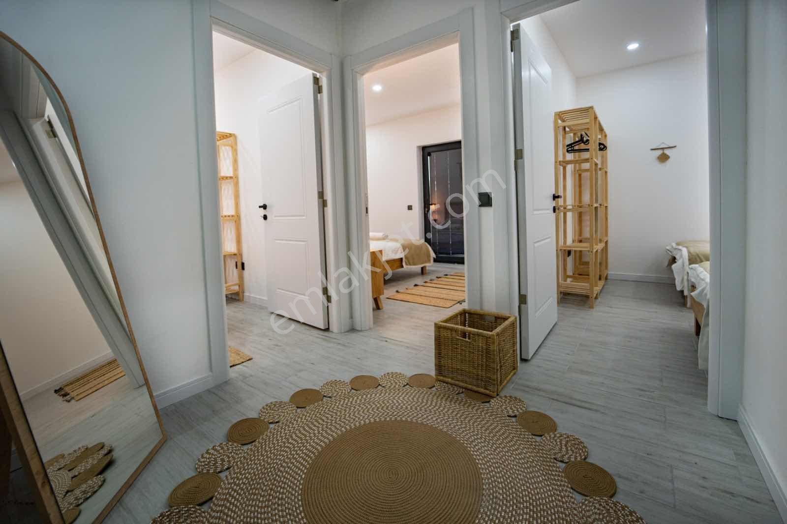 Ovacıkta Havuzlu Sitede Uzun Dönem Kiralık Eşyalı Villa - Görsel 27