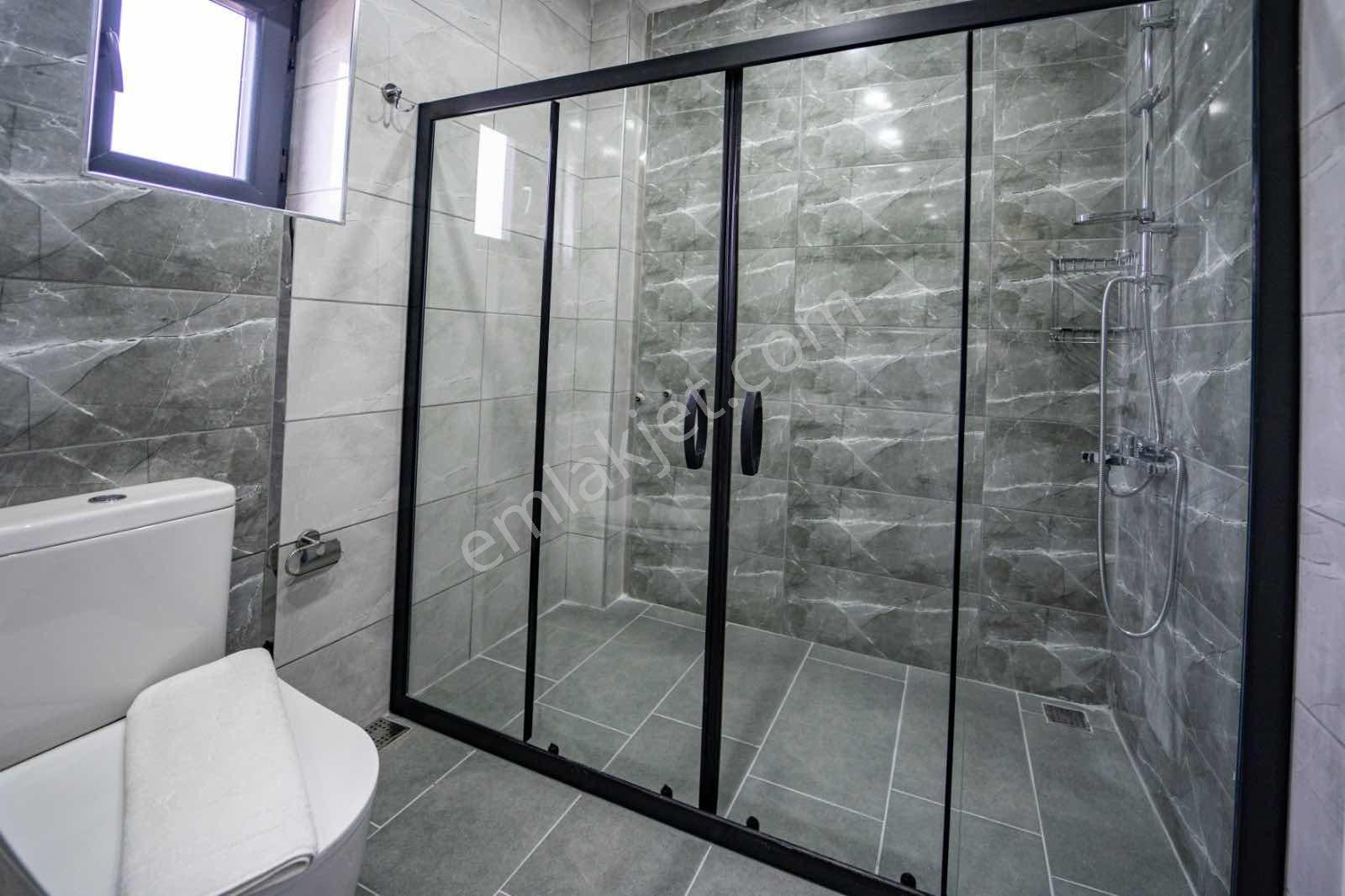 Ovacıkta Havuzlu Sitede Uzun Dönem Kiralık Eşyalı Villa - Görsel 23