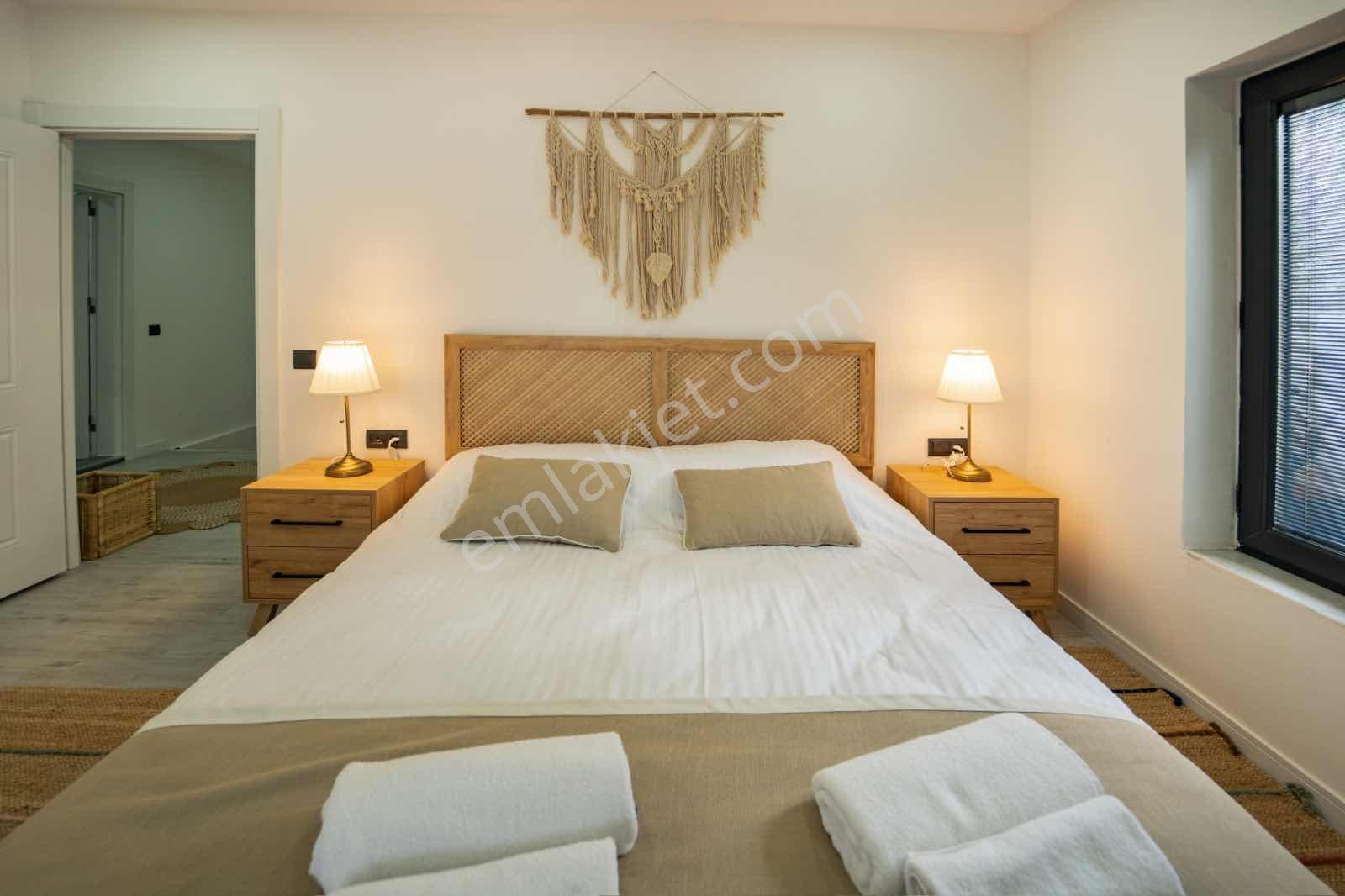 Ovacıkta Havuzlu Sitede Uzun Dönem Kiralık Eşyalı Villa - Görsel 3