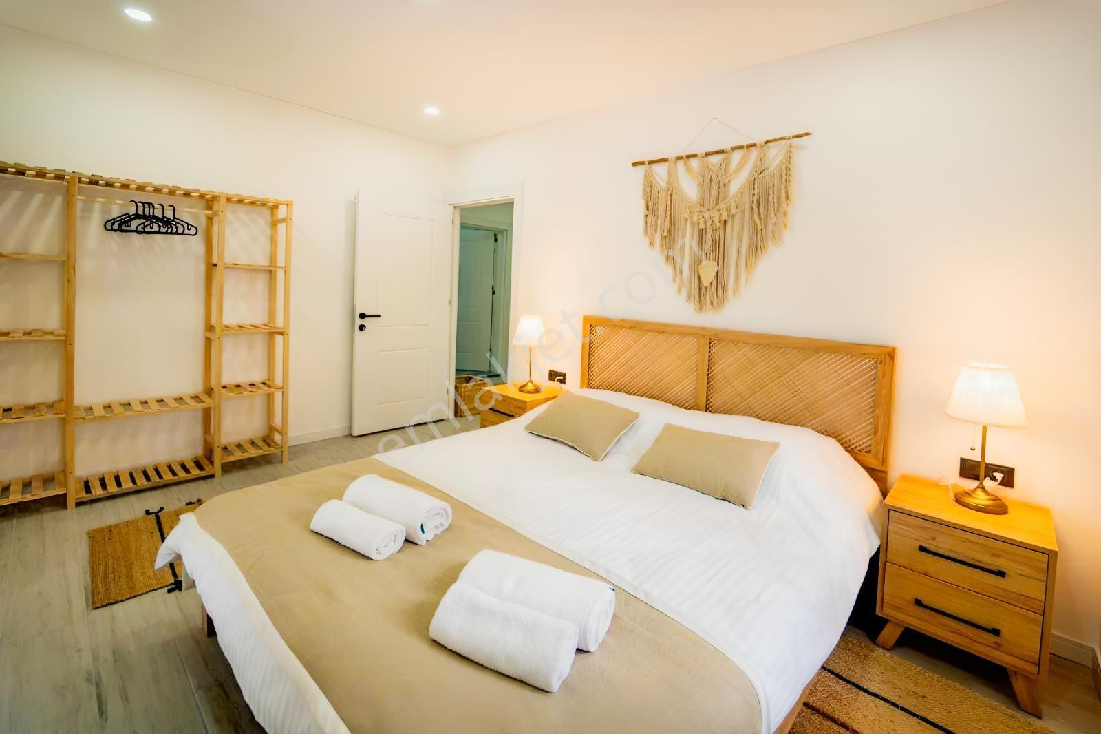 Ovacıkta Havuzlu Sitede Uzun Dönem Kiralık Eşyalı Villa - Görsel 10