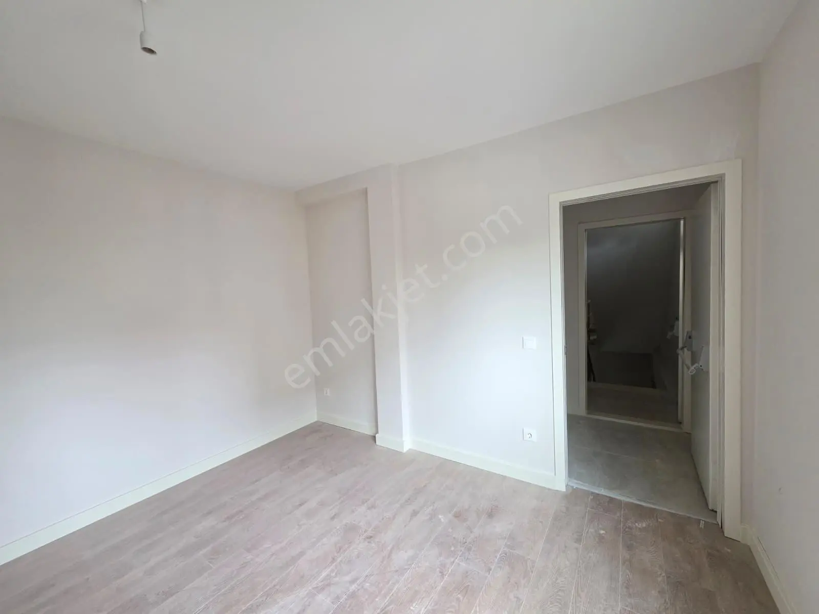 Feneryolunda Prestijli Yaşamın Yeni Adresinde Satılık Daire - Görsel 9