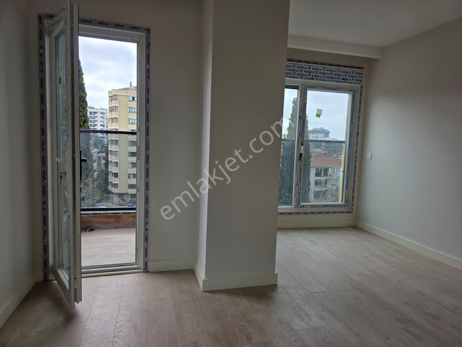 Feneryolunda Prestijli Yaşamın Yeni Adresinde Satılık Daire - Görsel 31