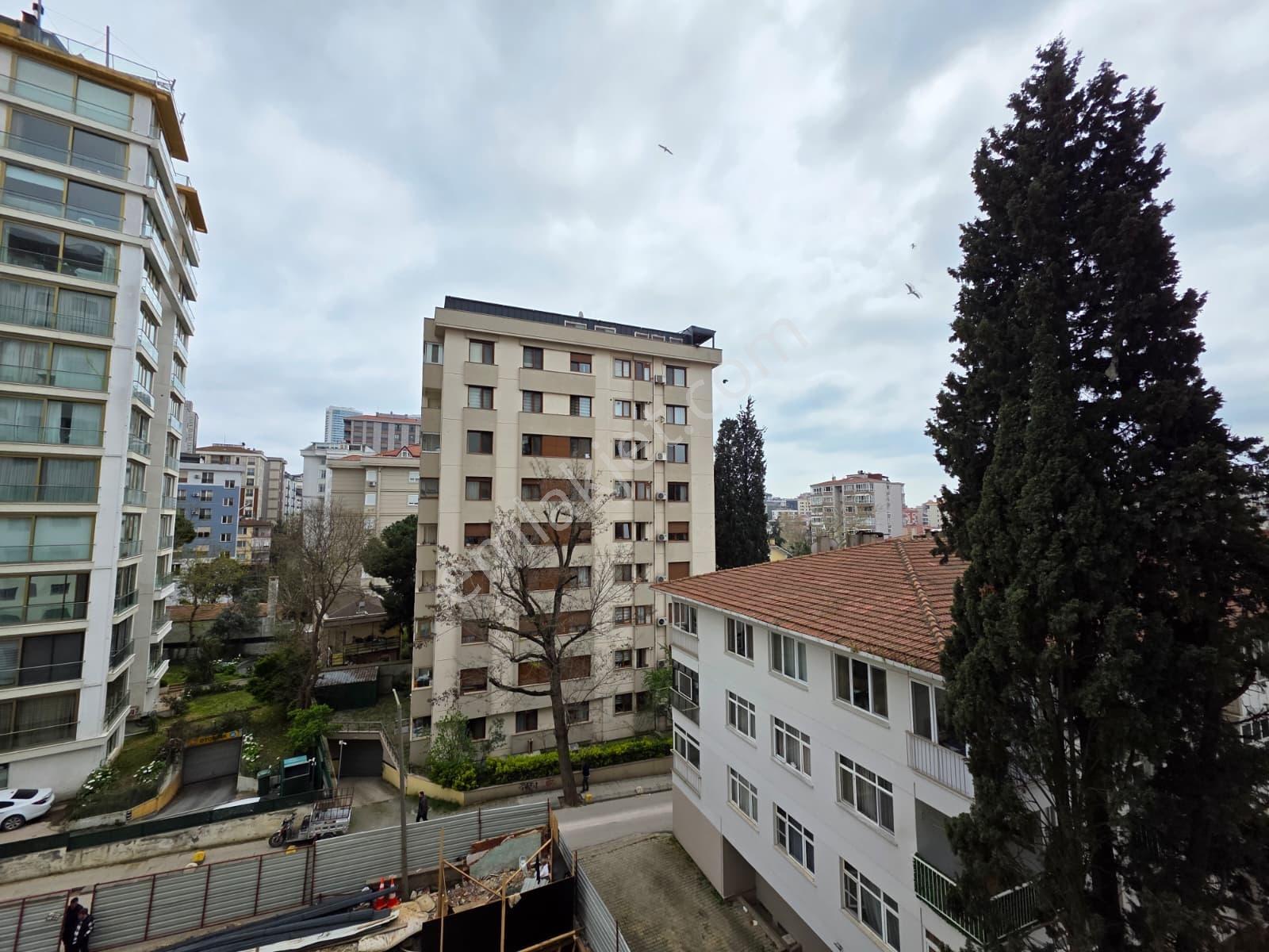 Feneryolunda Prestijli Yaşamın Yeni Adresinde Satılık Daire - Görsel 15