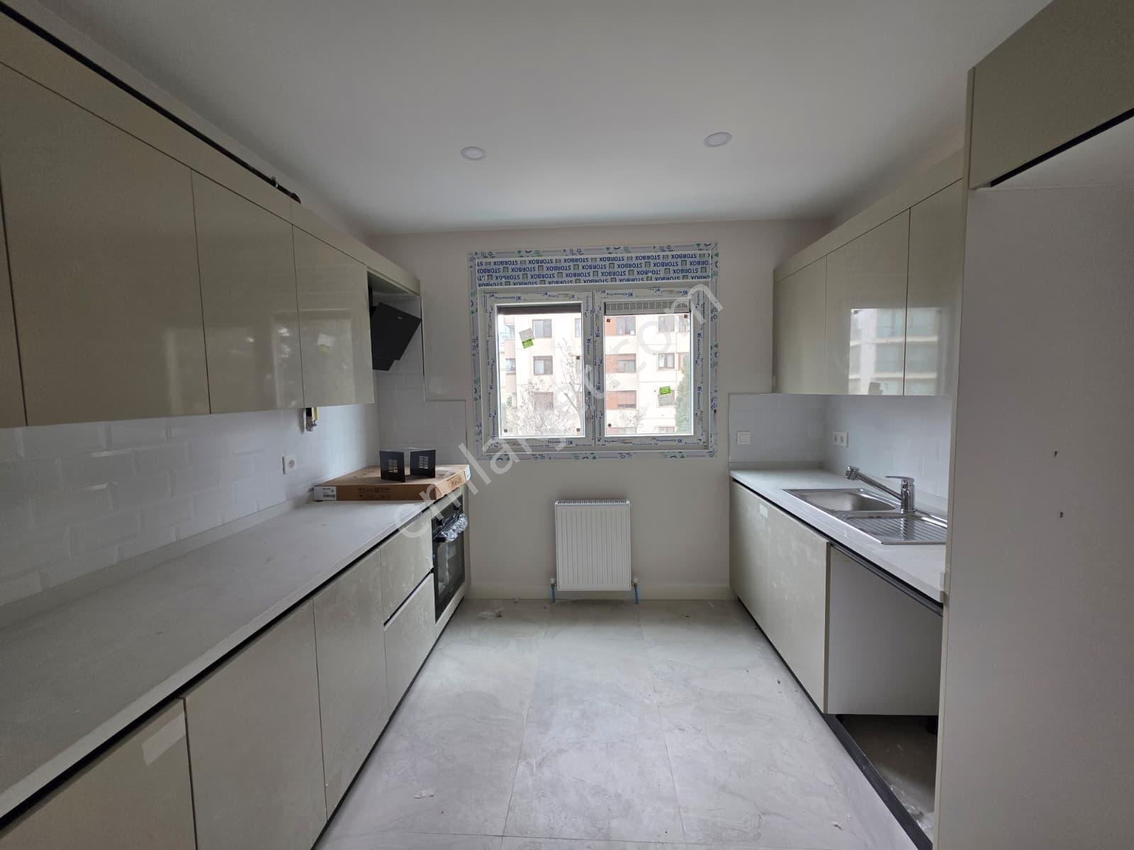 Feneryolunda Prestijli Yaşamın Yeni Adresinde Satılık Daire - Görsel 30