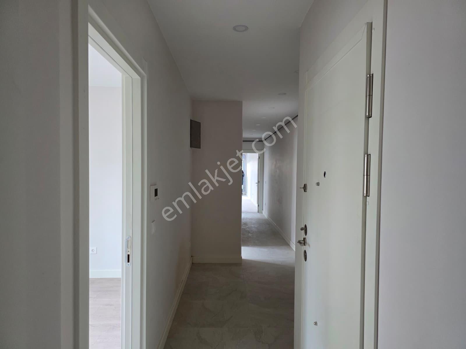 Feneryolunda Prestijli Yaşamın Yeni Adresinde Satılık Daire - Görsel 19