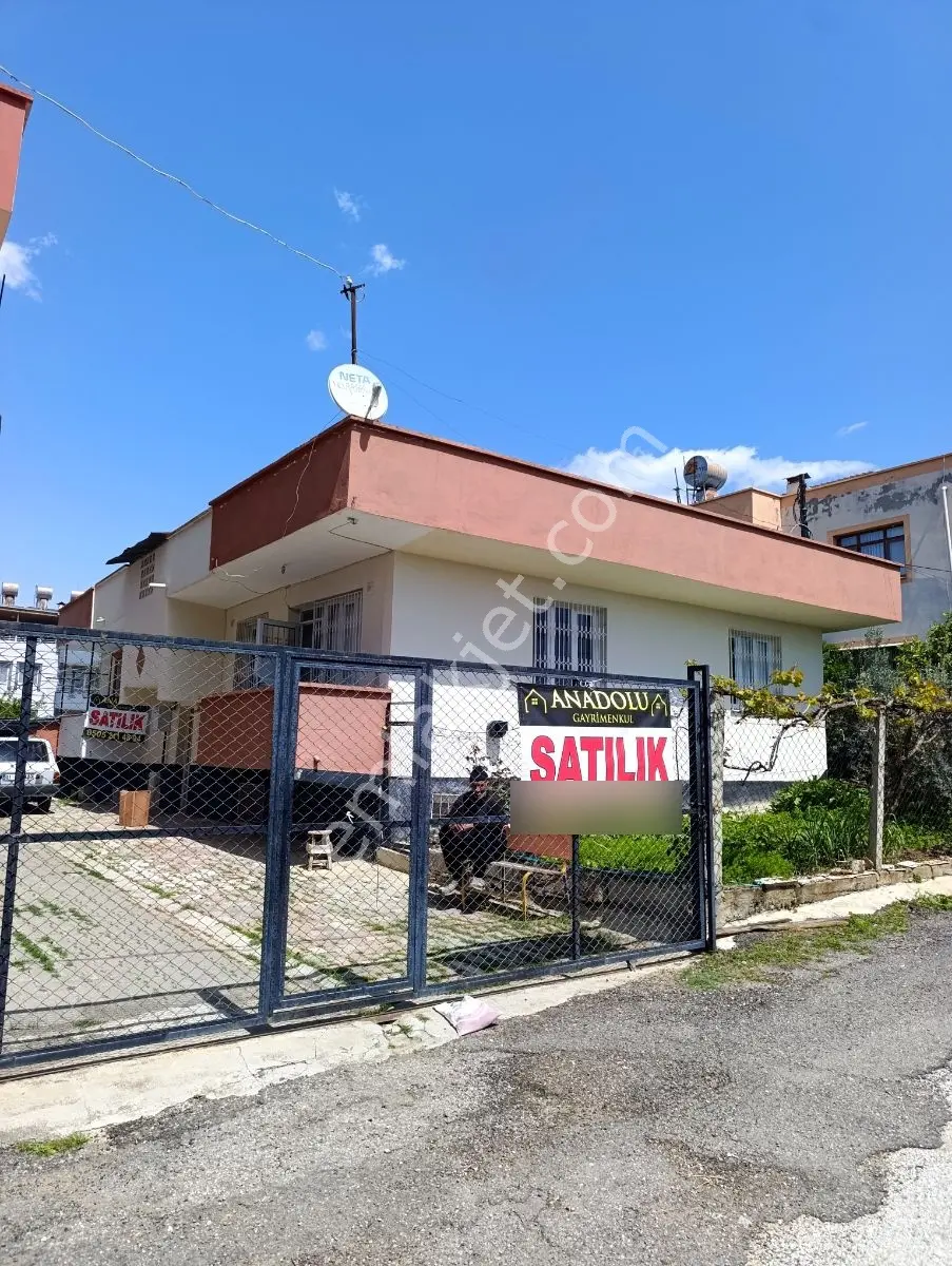 Anadolu Gayrimenkulden K. Mutfak 2+1 Ve 1+1 İki Daire