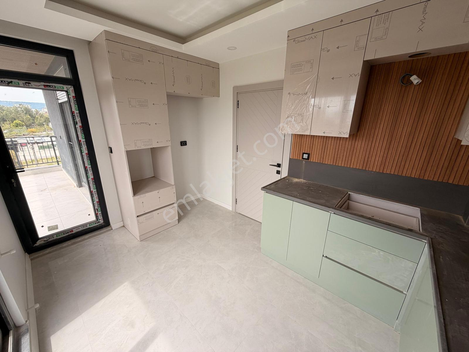 Önü Komple Açık A Kalite Ferah Daire 2+1 90m2 - Görsel 17