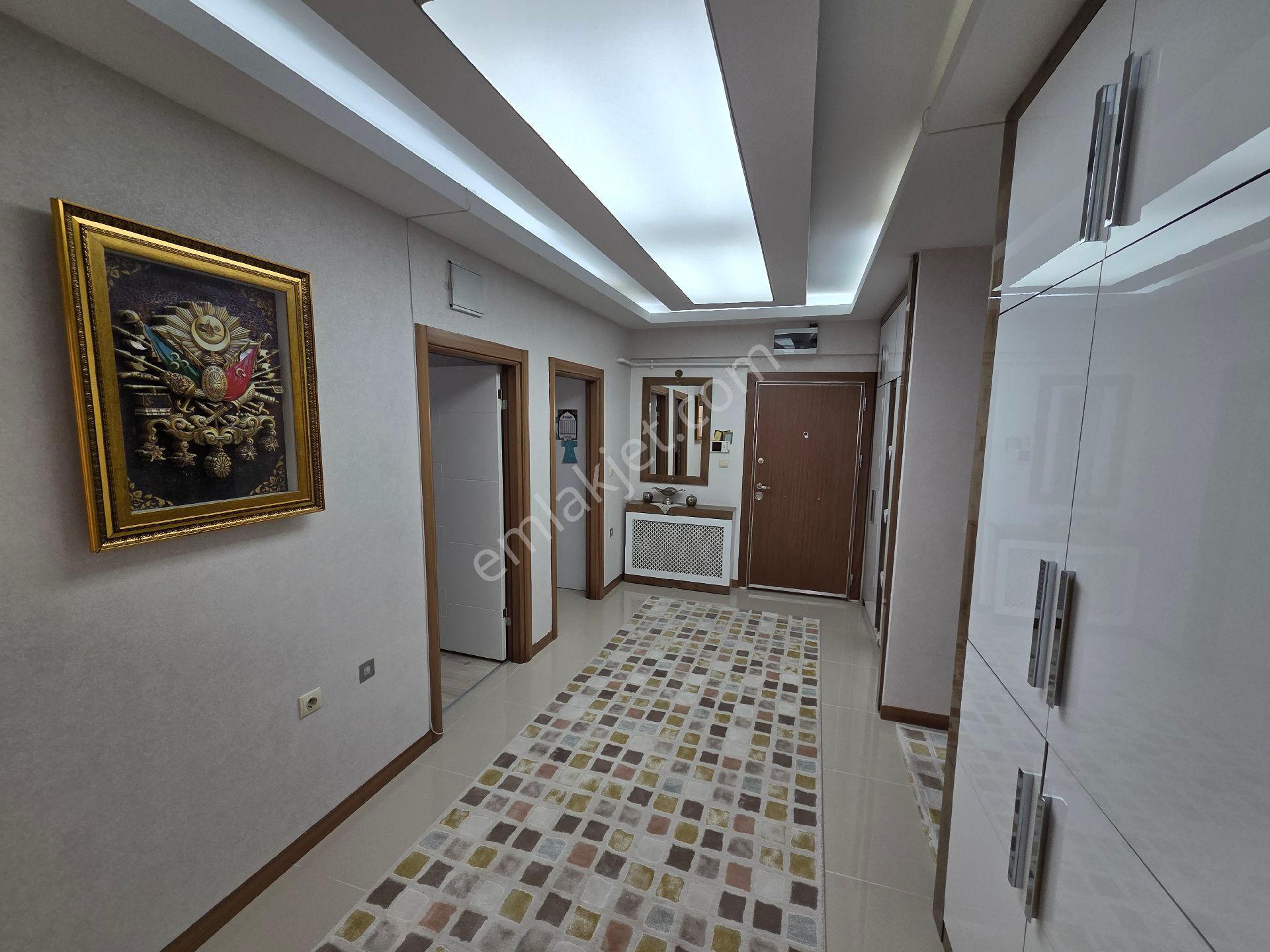 İmam Azam Camii Karşısı Prestijli Yaşam Alanı | 4+1 - 210m² - Görsel 35