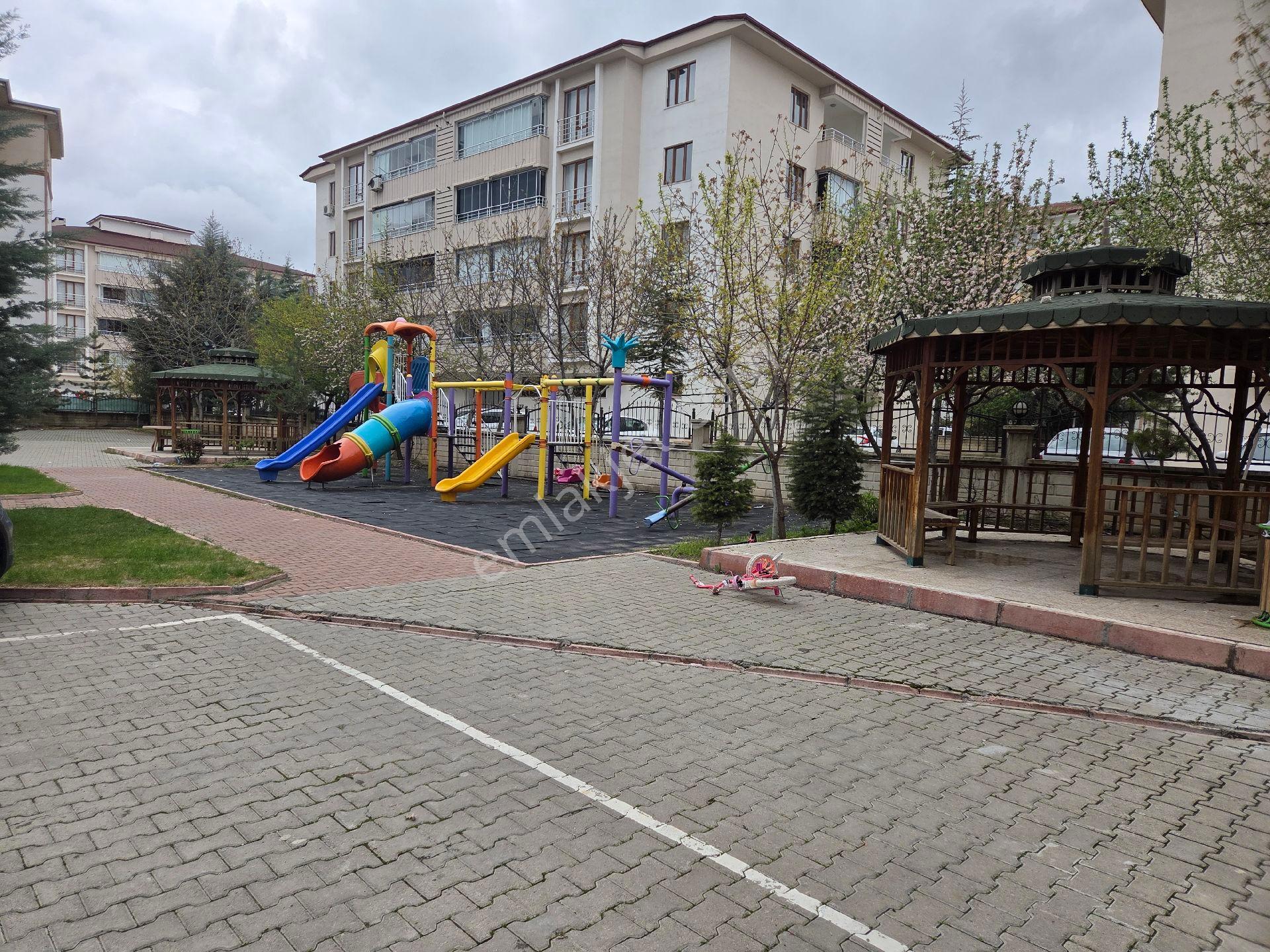 İmam Azam Camii Karşısı Prestijli Yaşam Alanı | 4+1 - 210m² - Görsel 44
