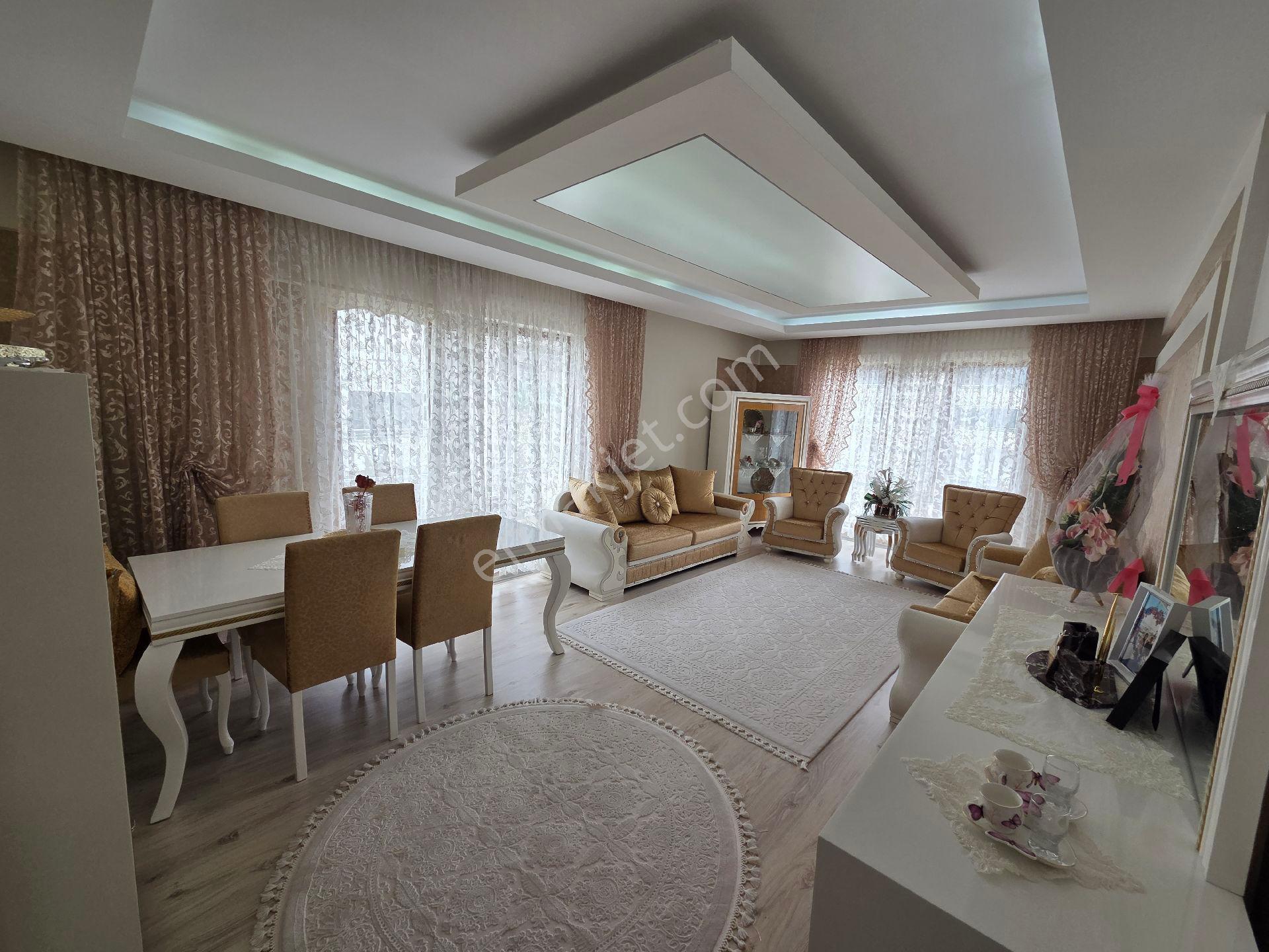 İmam Azam Camii Karşısı Prestijli Yaşam Alanı | 4+1 - 210m² - Görsel 7