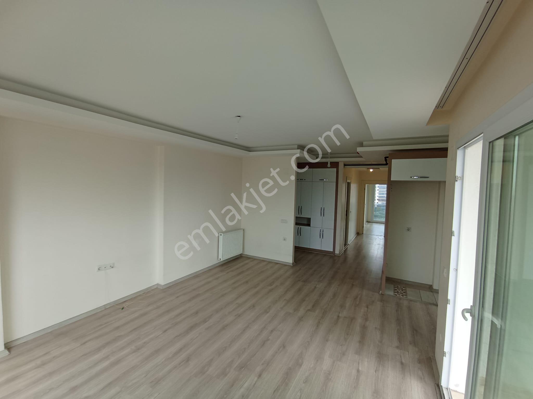 Ünüversite Hastanesi Yakını Site İçi 3+1 Havuzlu - Görsel 26