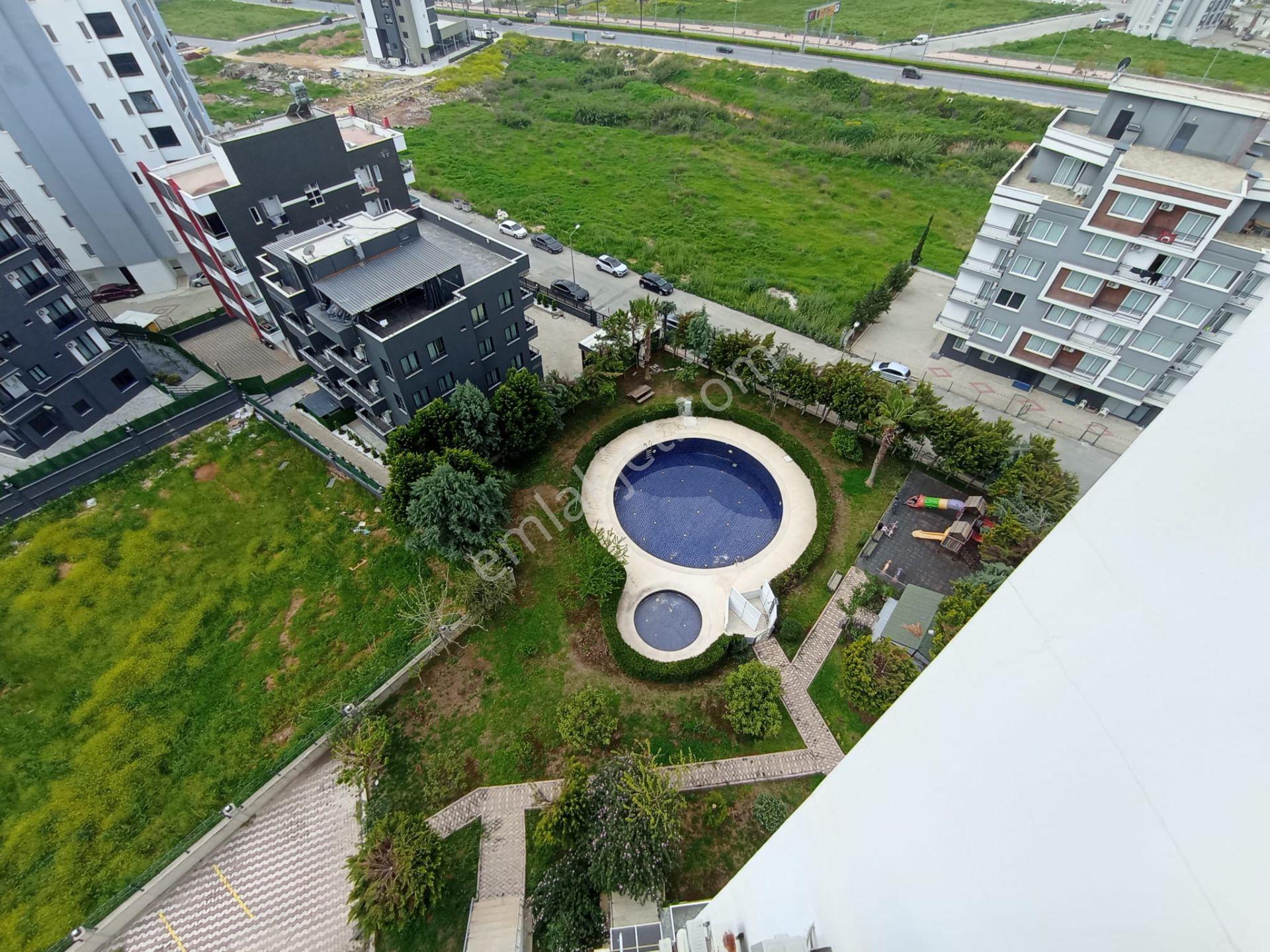 Ünüversite Hastanesi Yakını Site İçi 3+1 Havuzlu - Görsel 11