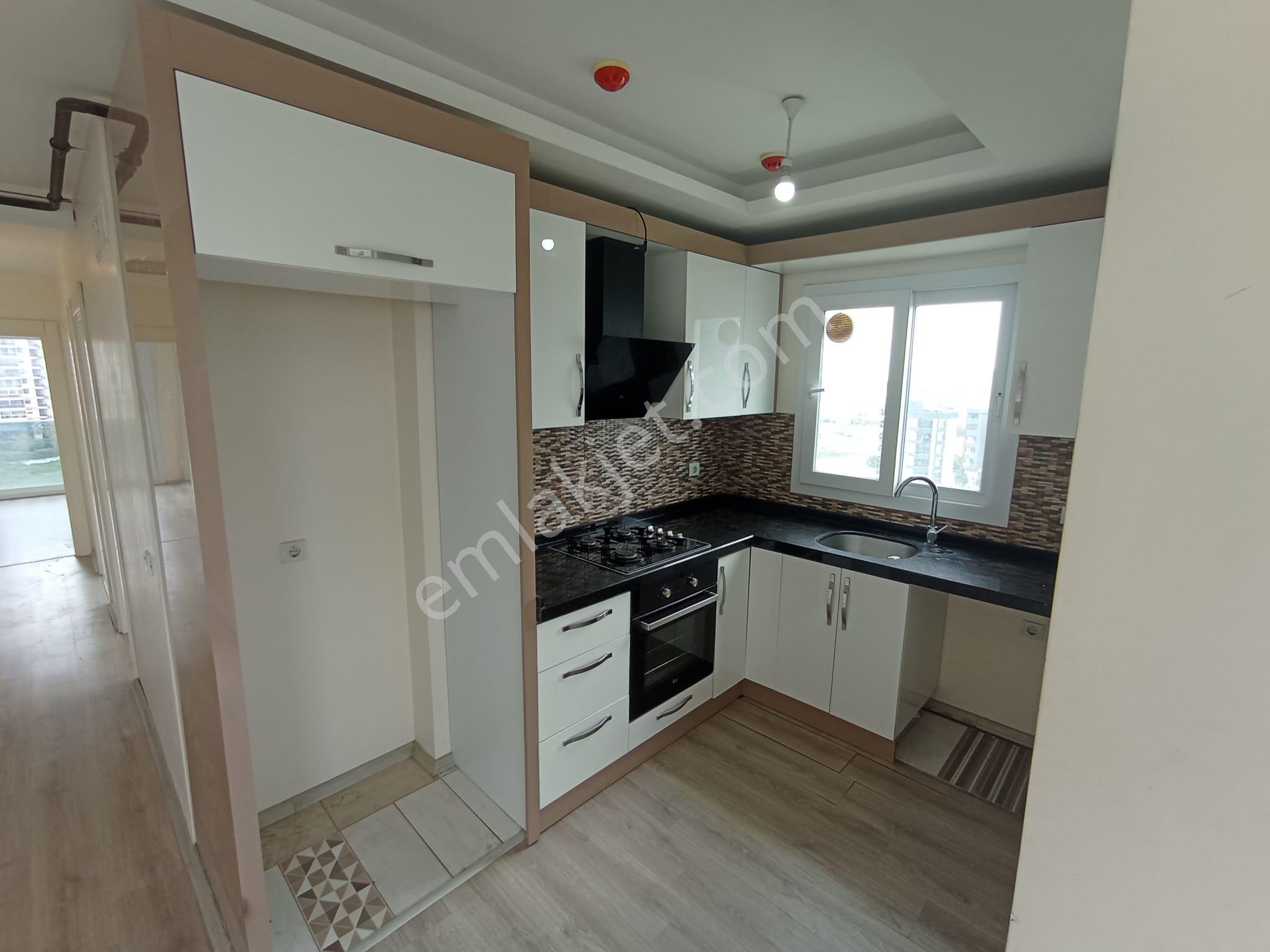 Ünüversite Hastanesi Yakını Site İçi 3+1 Havuzlu - Görsel 27