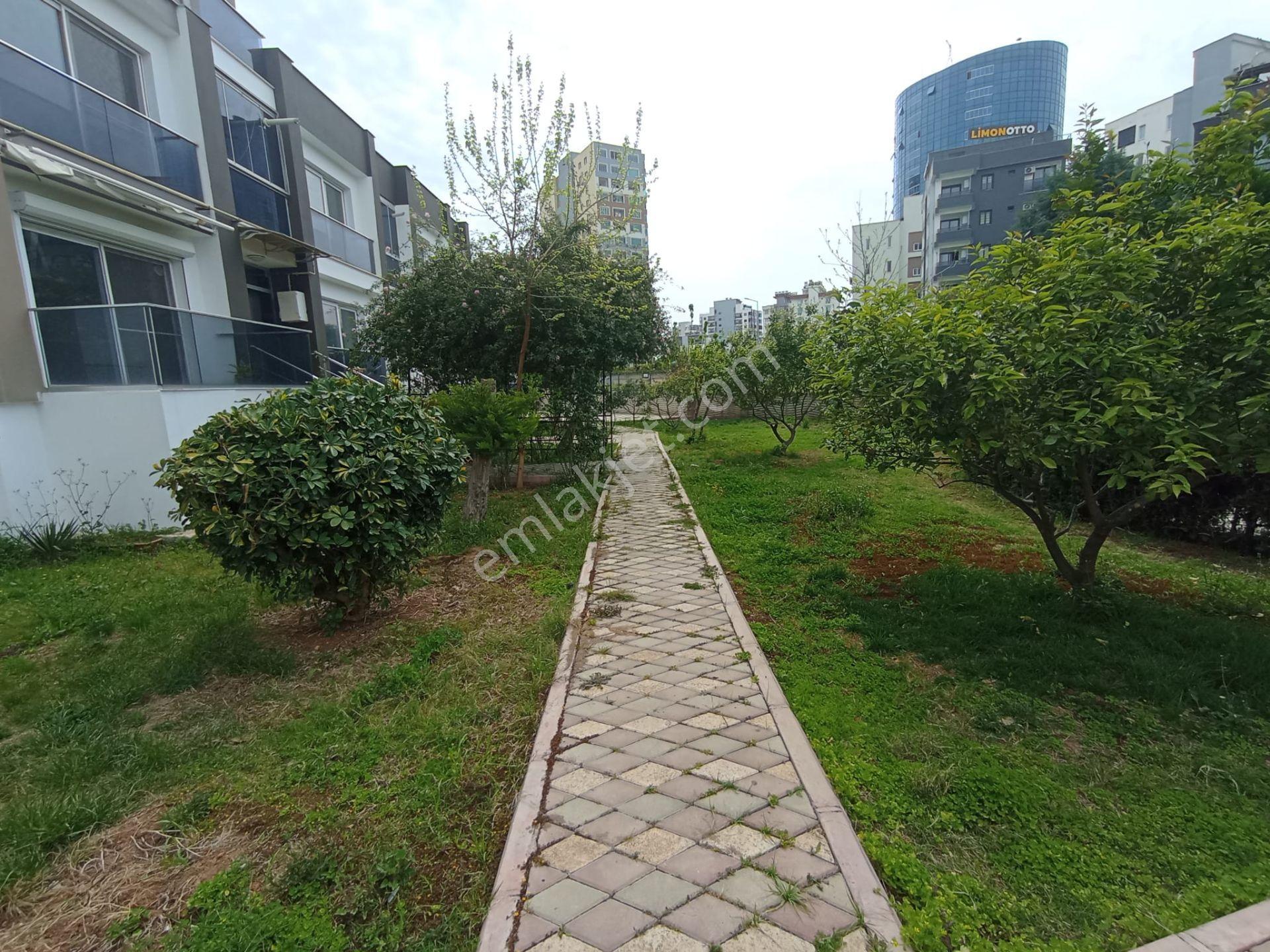 Ünüversite Hastanesi Yakını Site İçi 3+1 Havuzlu - Görsel 7