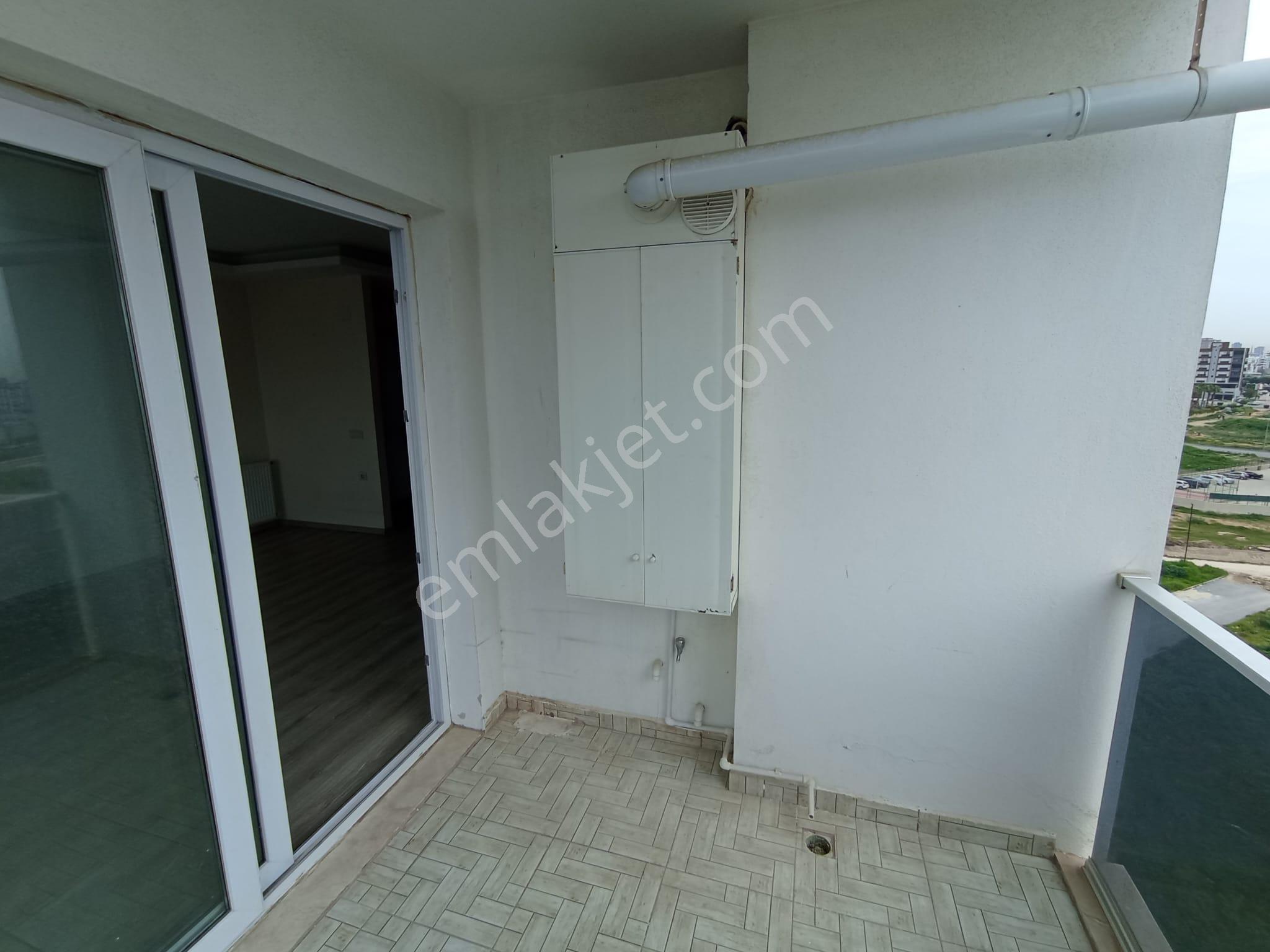 Ünüversite Hastanesi Yakını Site İçi 3+1 Havuzlu - Görsel 19
