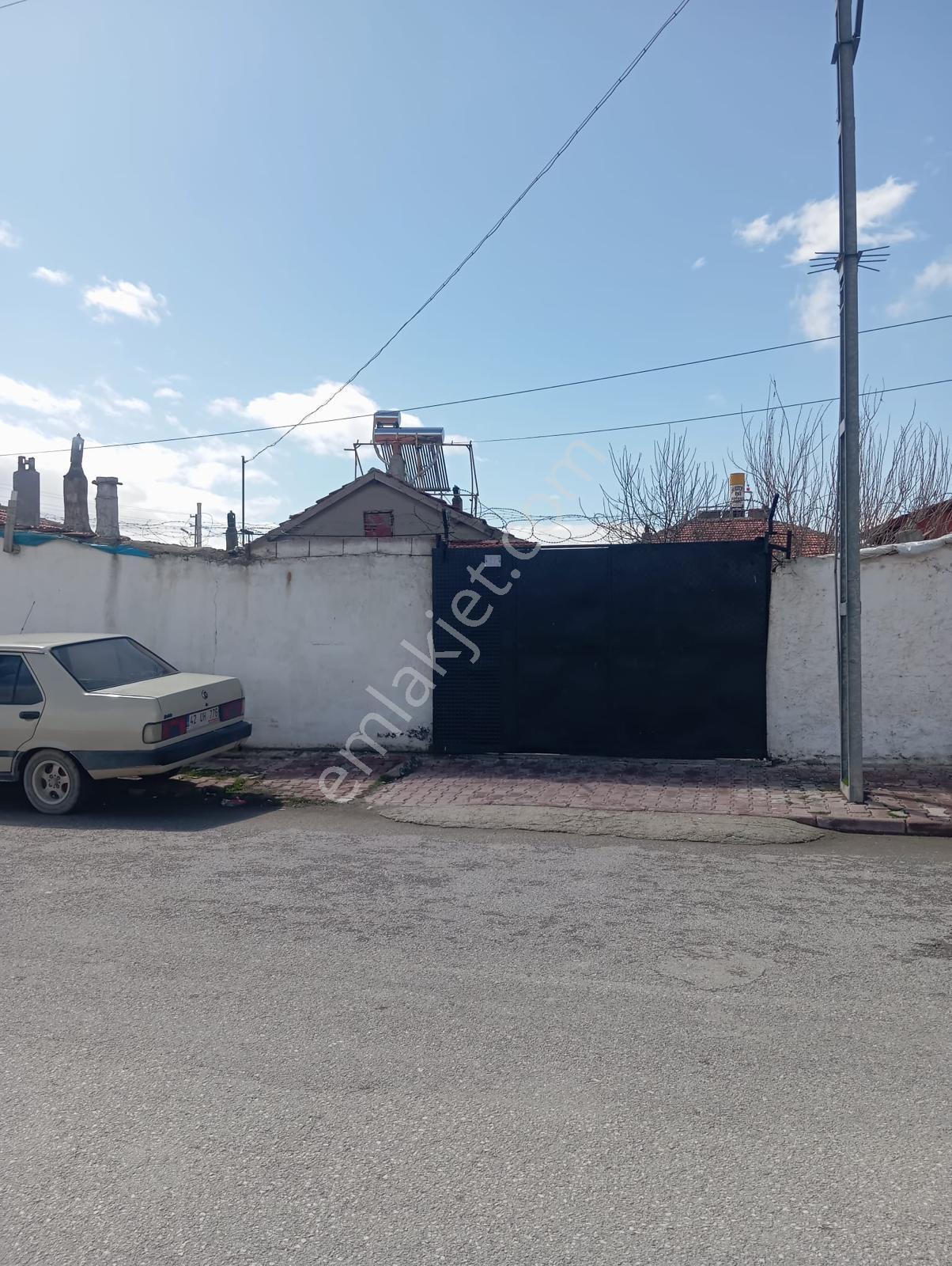 Karatay/tatlıcak'da Müstakil Evli, 347m² İmarlı Arsa