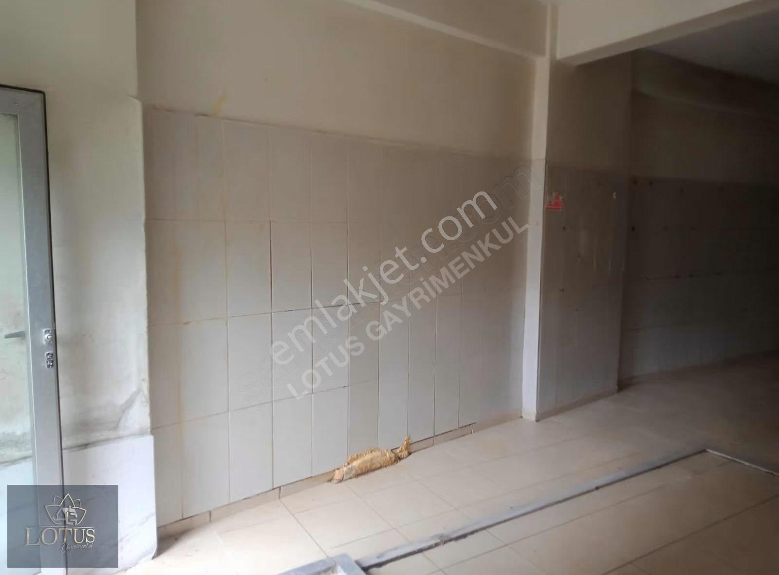 Kiralık İzmit Mehmetalipaşa Mahallesinde 120m2 İşyeri & Depo - Görsel 16