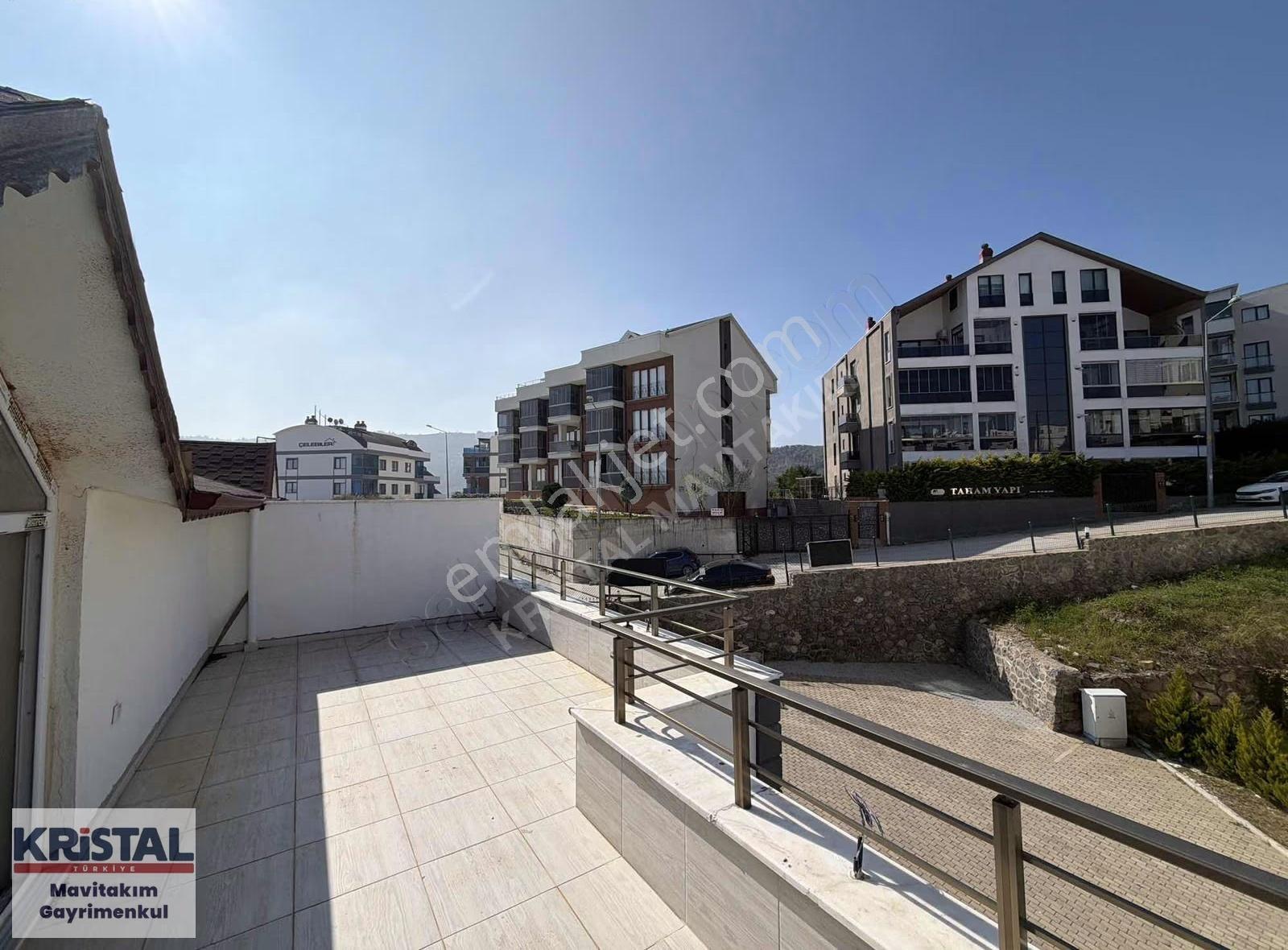Mudanya Halitpaşada 5+1 Lüks Daire - Görsel 15