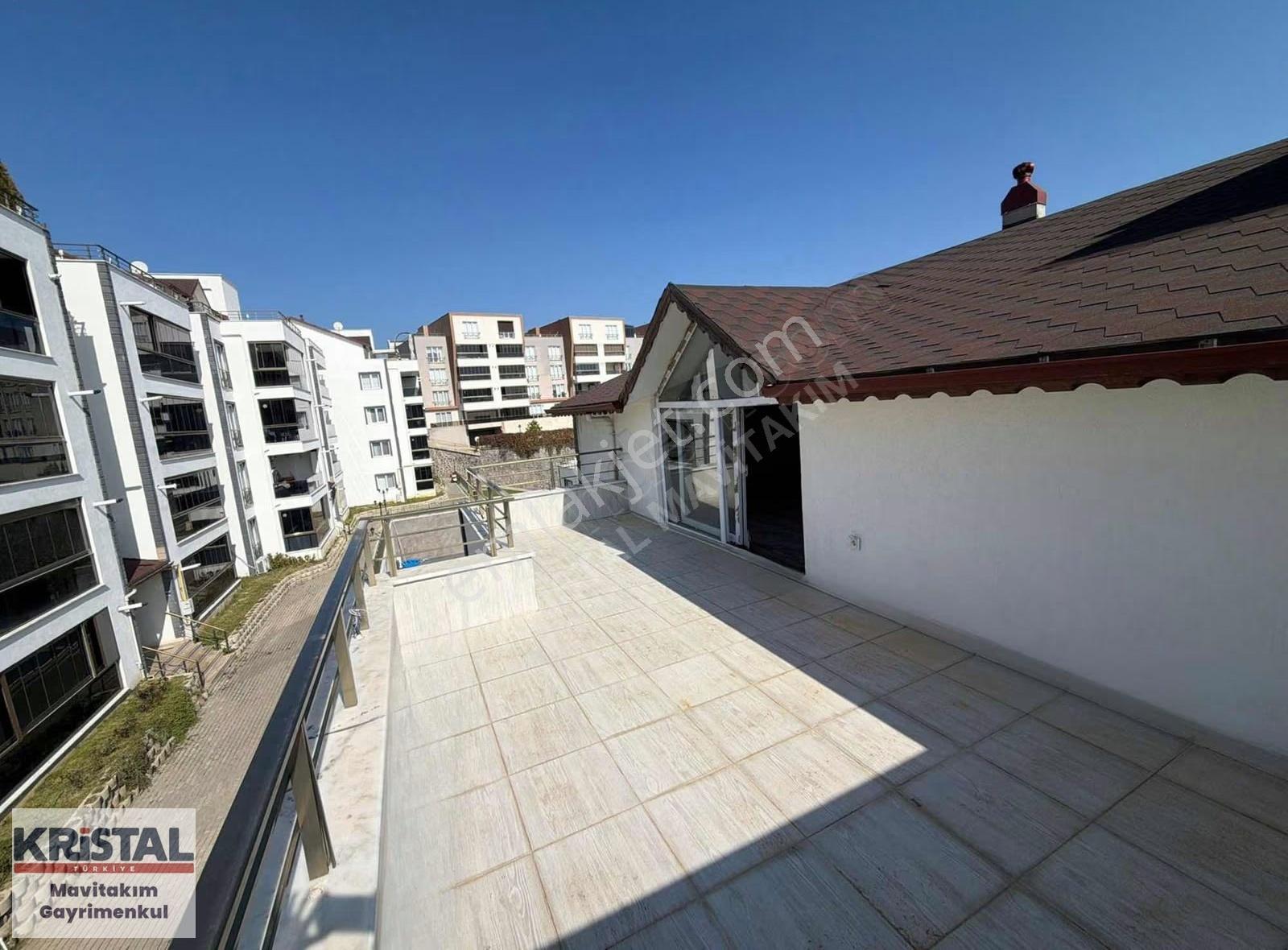 Mudanya Halitpaşada 5+1 Lüks Daire - Görsel 21