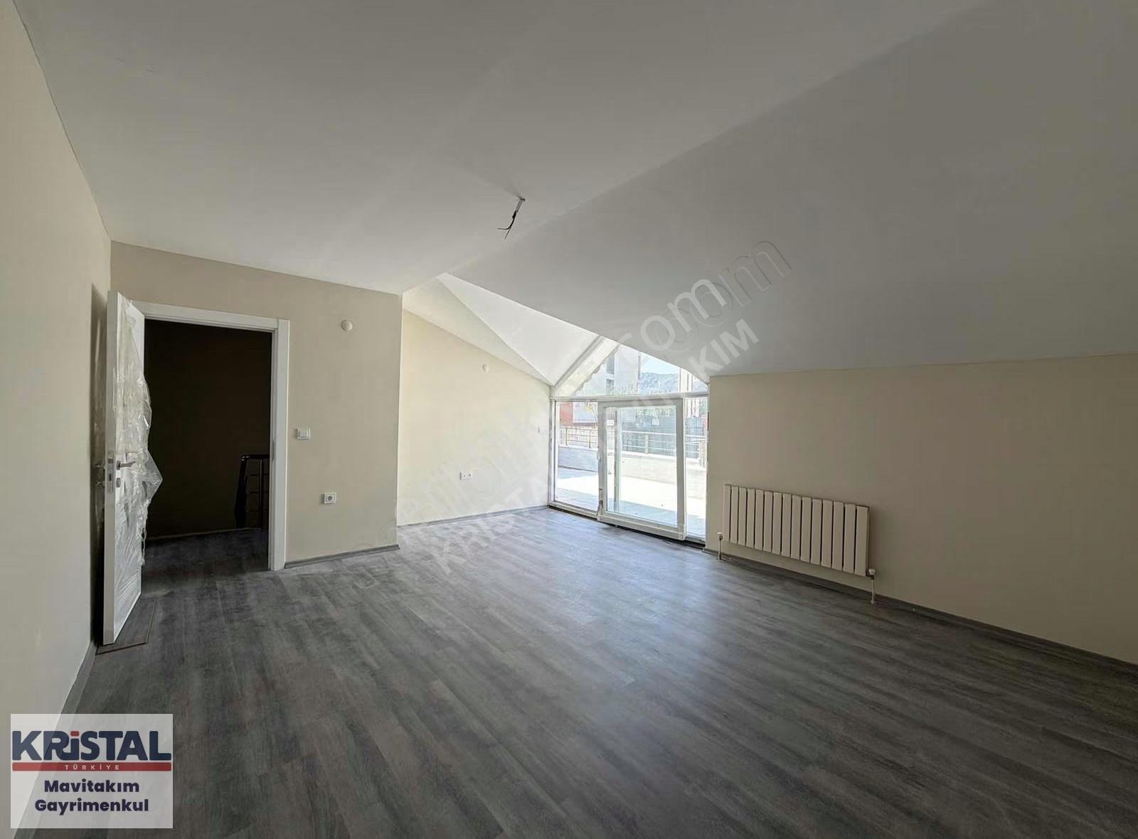 Mudanya Halitpaşada 5+1 Lüks Daire - Görsel 18