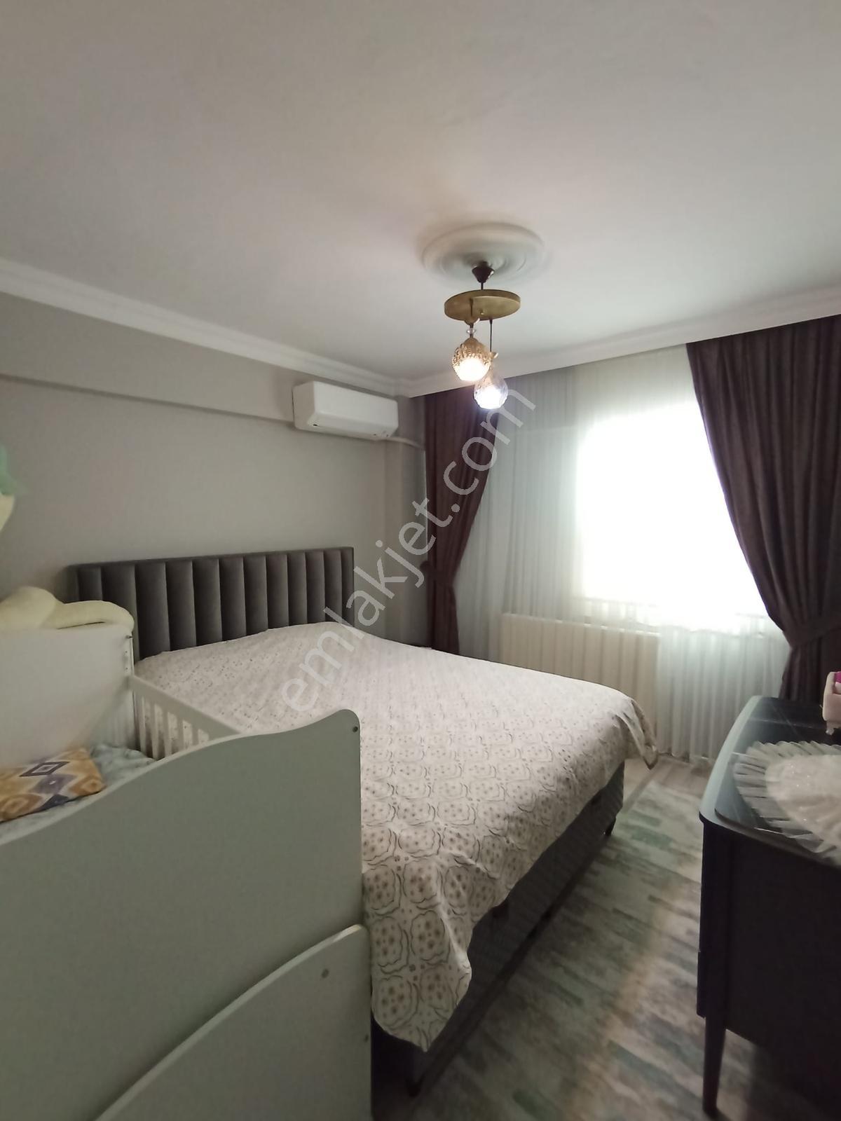 İzmir / Tire / Cumhuriyet Mah. Asansörlü Geniş Daire...!!!!! - Görsel 11