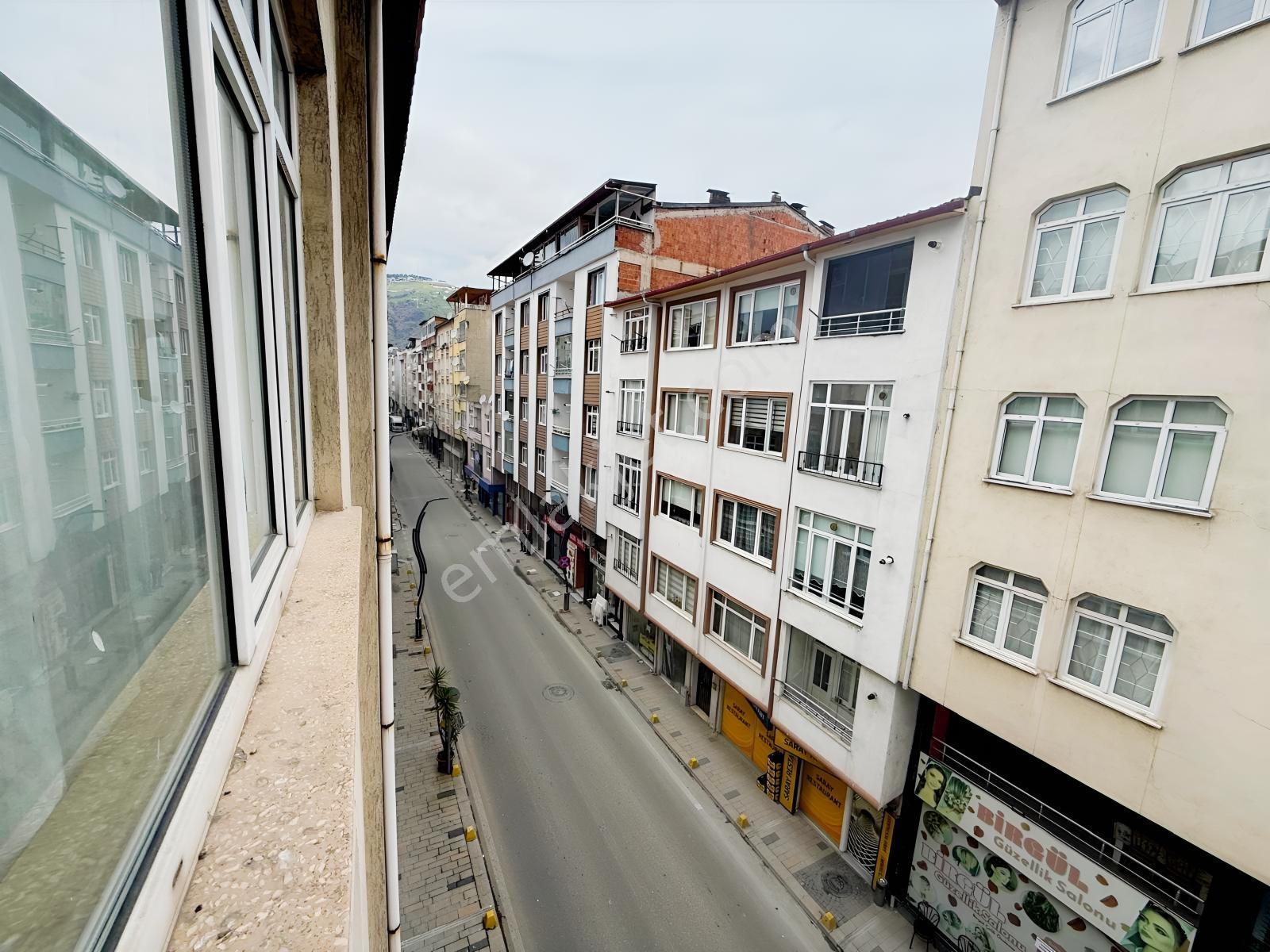 Yeni Mahallede Tek Daire Fiyatına Satılık Daire - Görsel 20