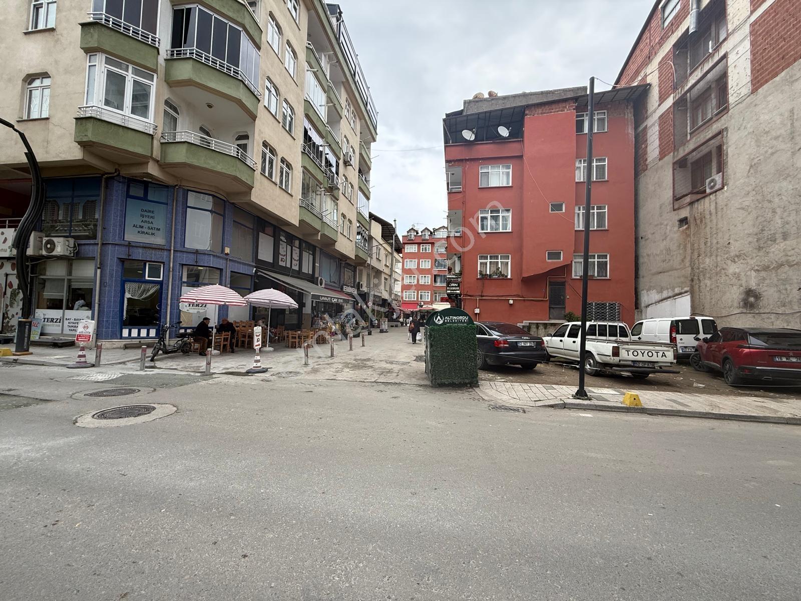 Yeni Mahallede Tek Daire Fiyatına Satılık Daire - Görsel 32