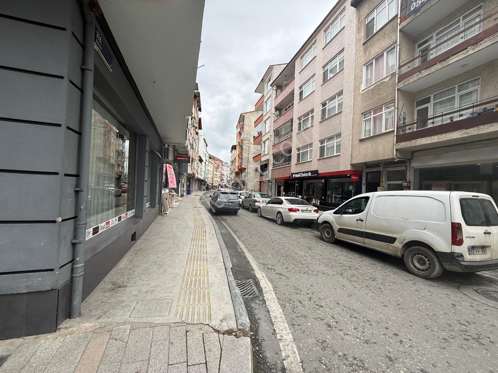 Yeni Mahallede Tek Daire Fiyatına Satılık Daire - Görsel 27