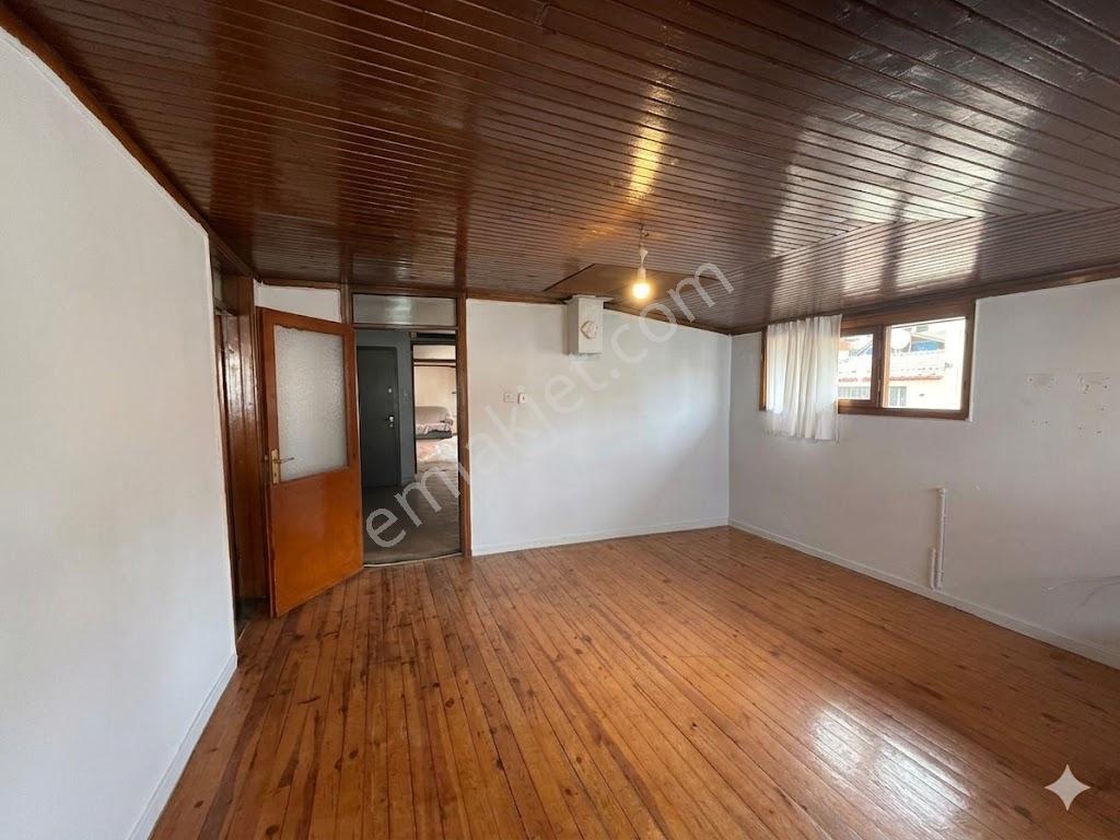 Yeni Mahallede Tek Daire Fiyatına Satılık Daire - Görsel 8
